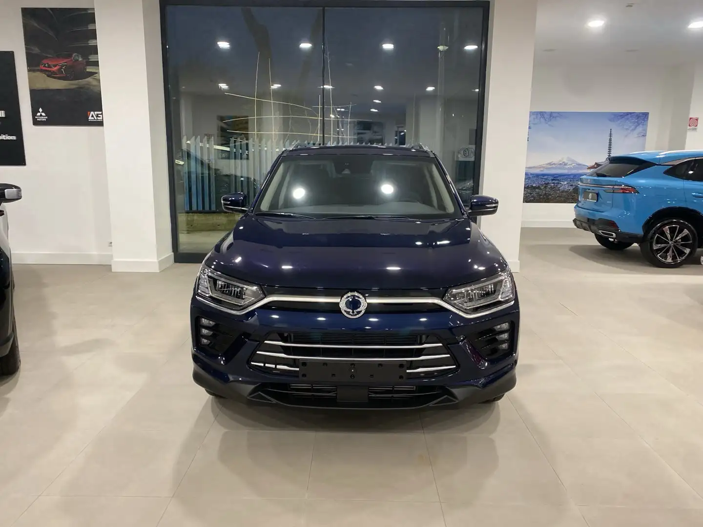 KGM Korando 1.5 GDI-Turbo 2WD Dream Šedá - 2