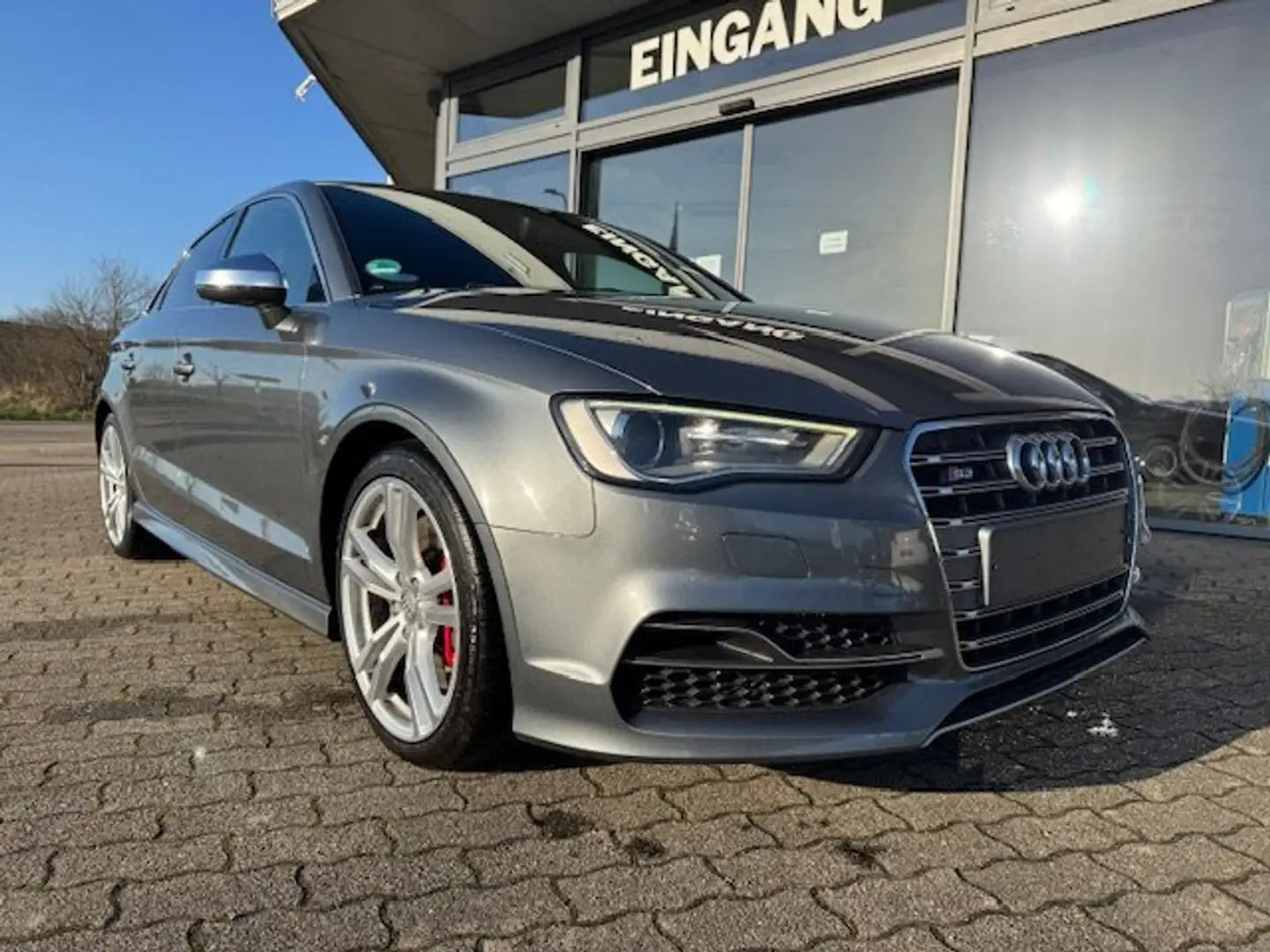 Audi S3 Limousine Grau - 1