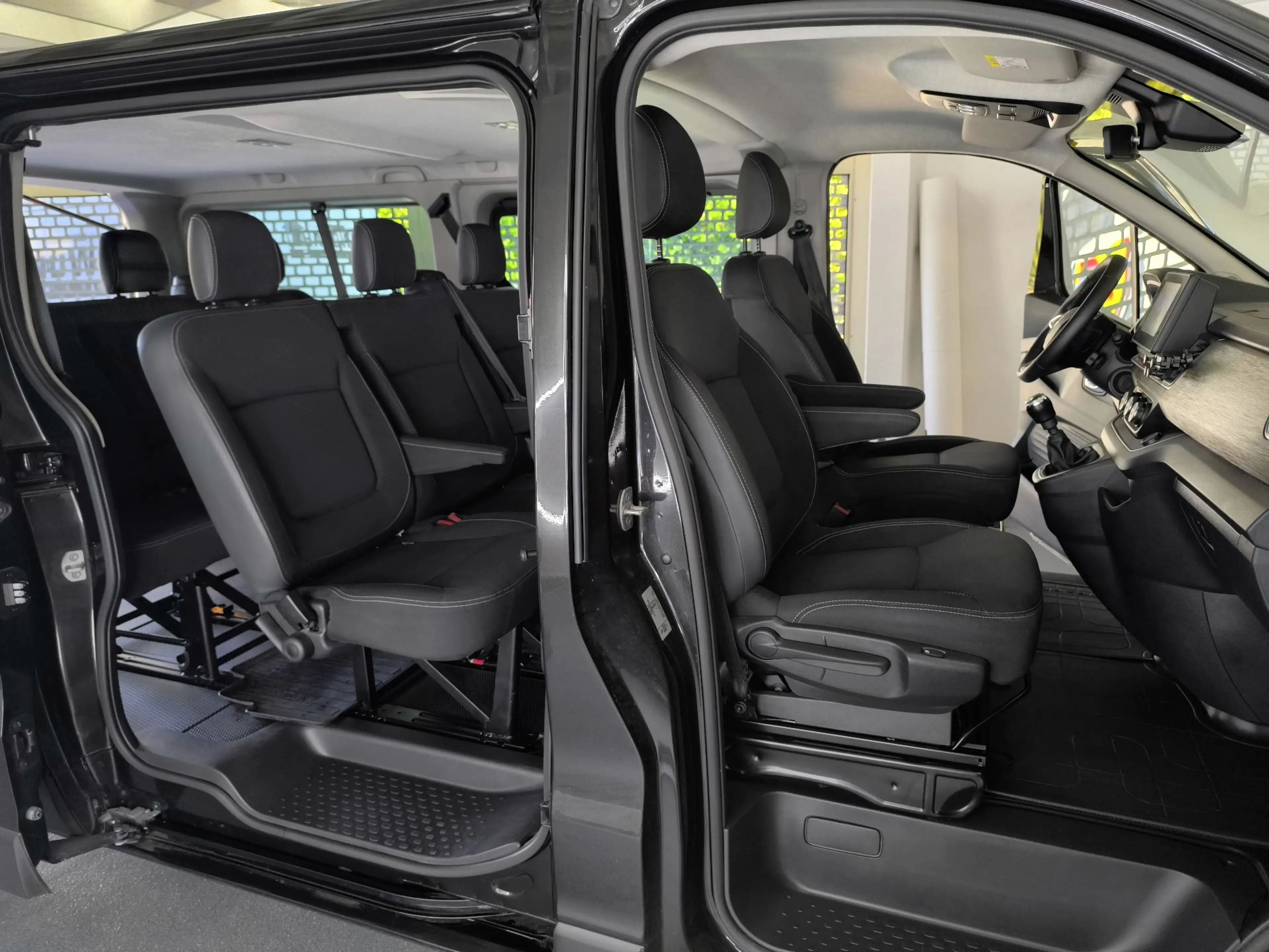 Renault Trafic L2H1 3,0t (8 Sitzer) Life.-Grand.-Sitzheizung.-Kamera.-Klima.-PDC.- — photo 9