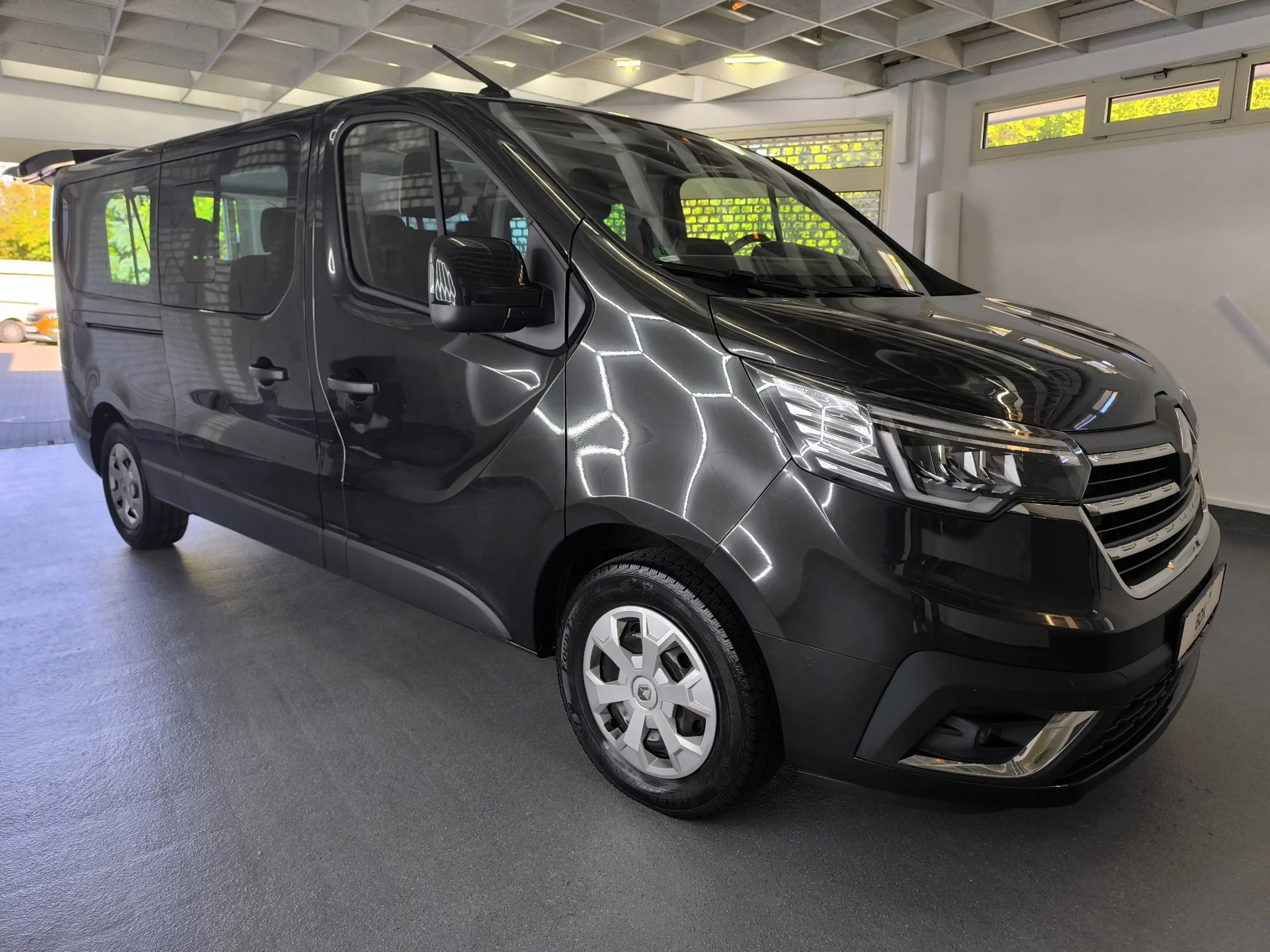 Renault Trafic L2H1 3,0t (8 Sitzer) Life.-Grand.-Sitzheizung.-Kamera.-Klima.-PDC.- — photo 3
