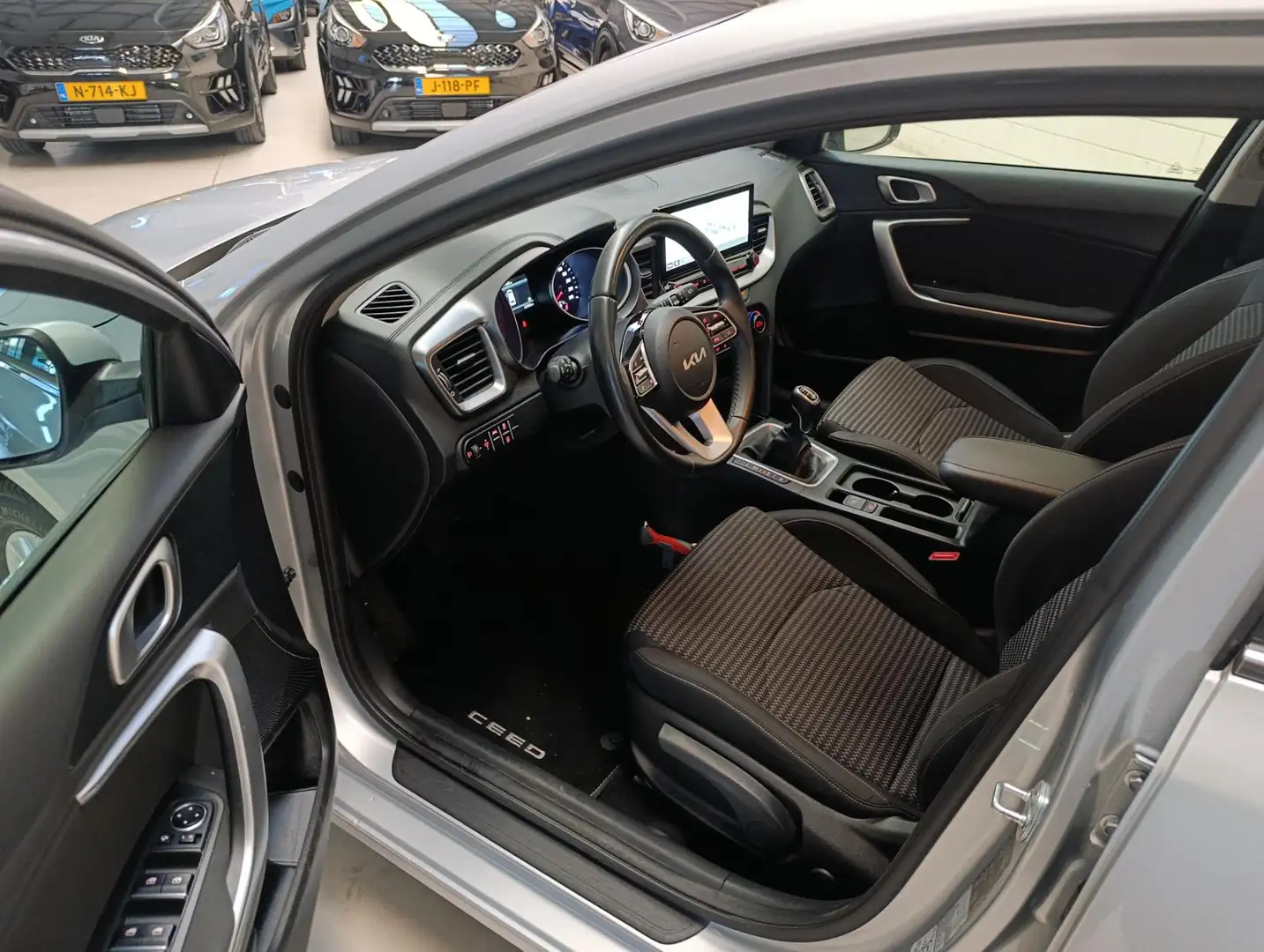 Kia Ceed SW / cee'd SW Sportswagon 1.0 T-GDi DynamicLine Ecc | Lmv | Pdc Gris - 2