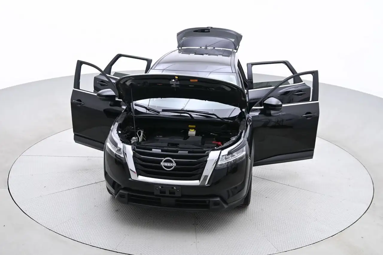 Nissan Pathfinder fotografie Nissan Pathfinder