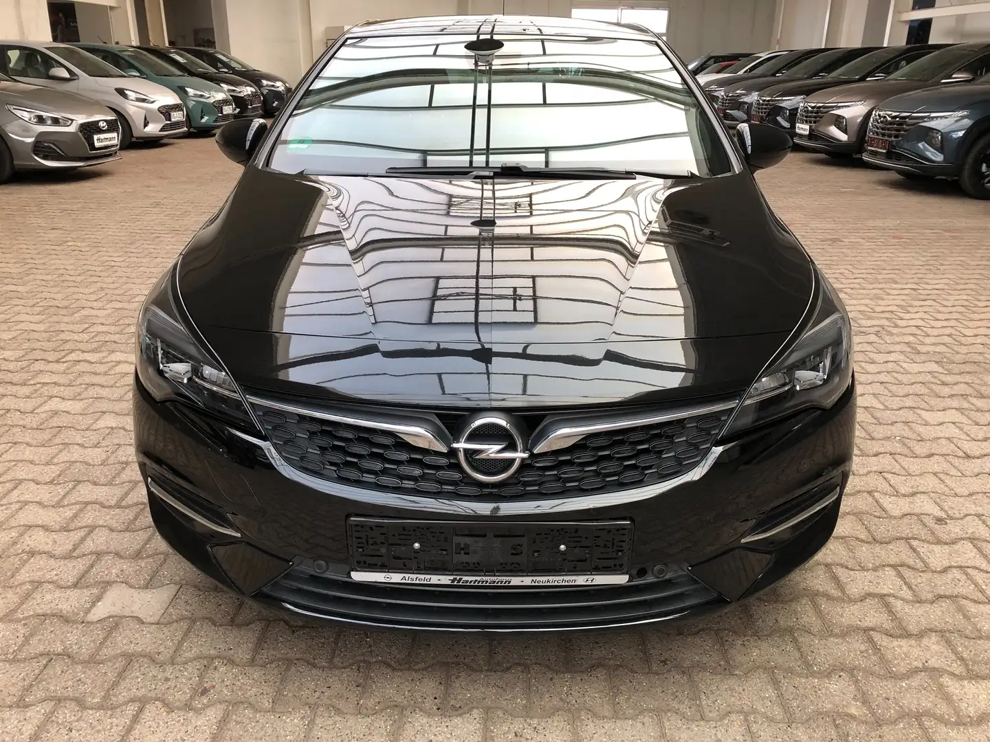 Opel Astra GS Line Start/Stop Schwarz - 2