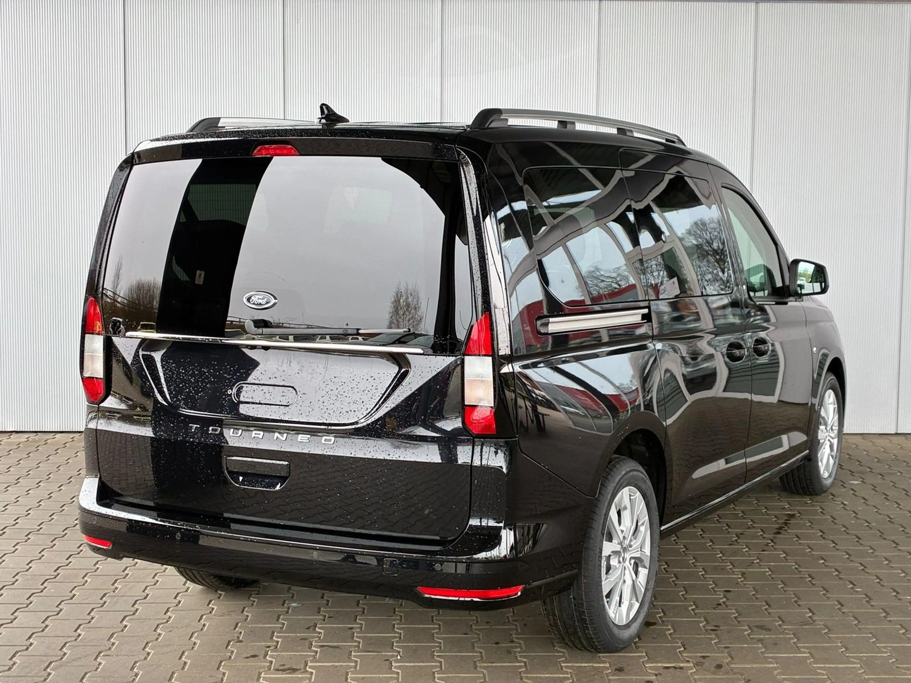 Ford Grand Tourneo Connect Titanium 1.5 Ecoboost L2 7-Sitzer / Automa — photo 3