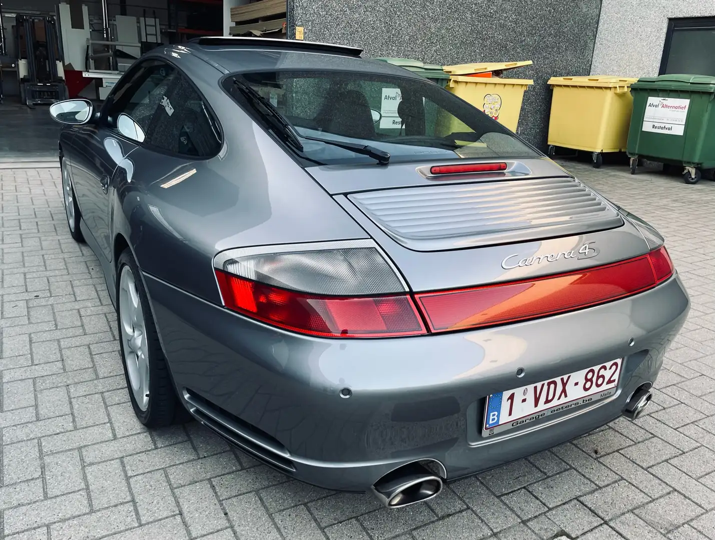 Porsche 996 911 Carrera 4S - 2