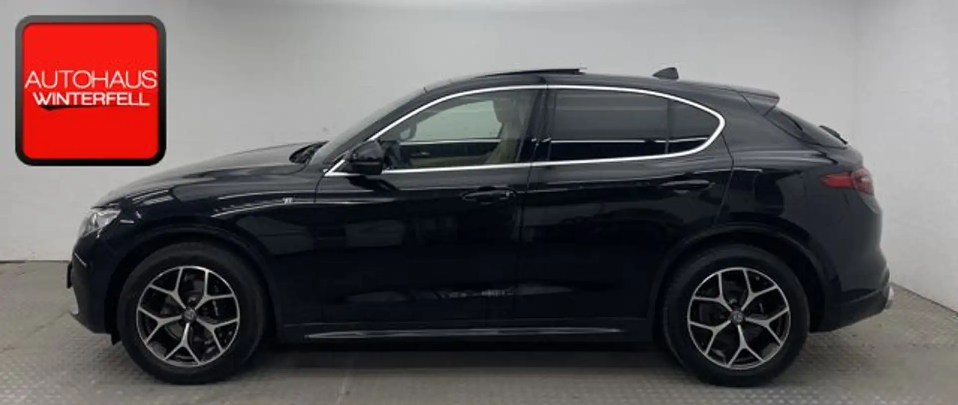 Alfa Romeo Stelvio Lusso Ti Q4 GLASDACH+AHK+KAMERA+ACC+DAB+ Siyah - 2