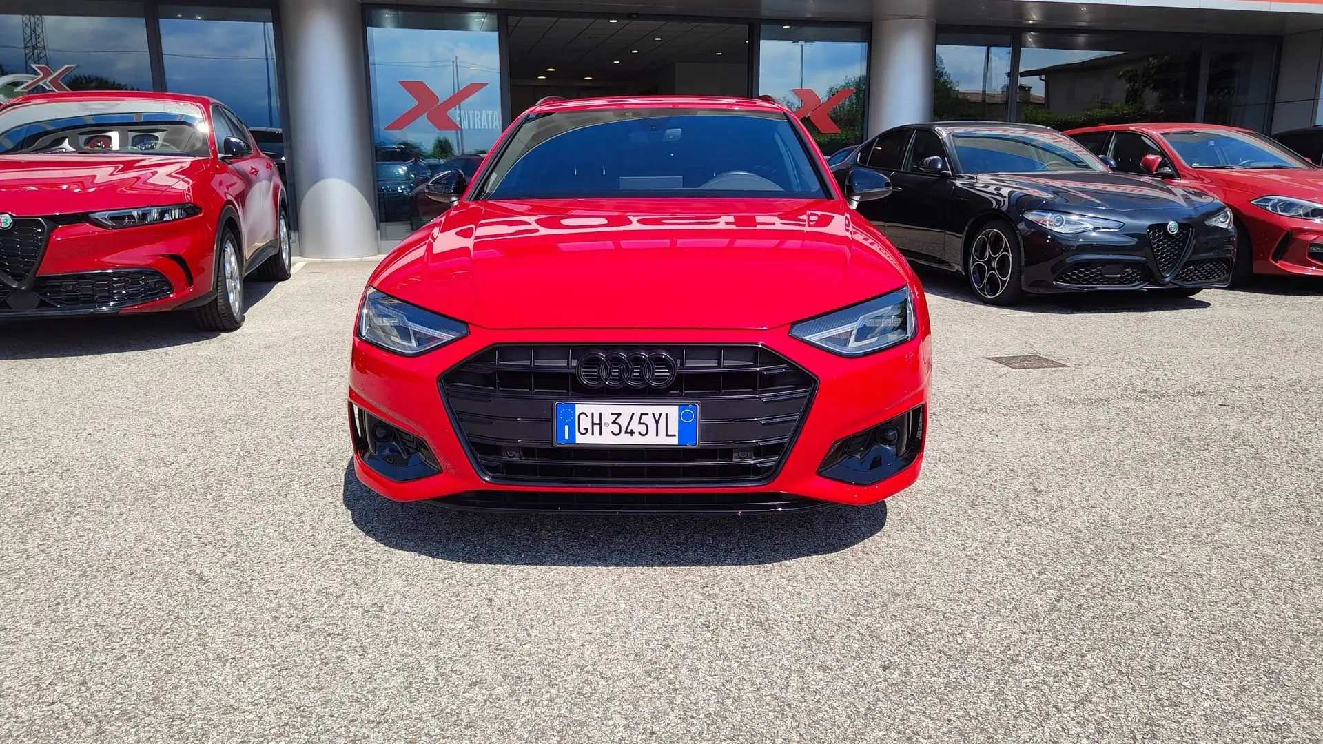 Audi A4 5ª serie Avant 35 TDI/163 CV S tronic S line e Rosso - 2