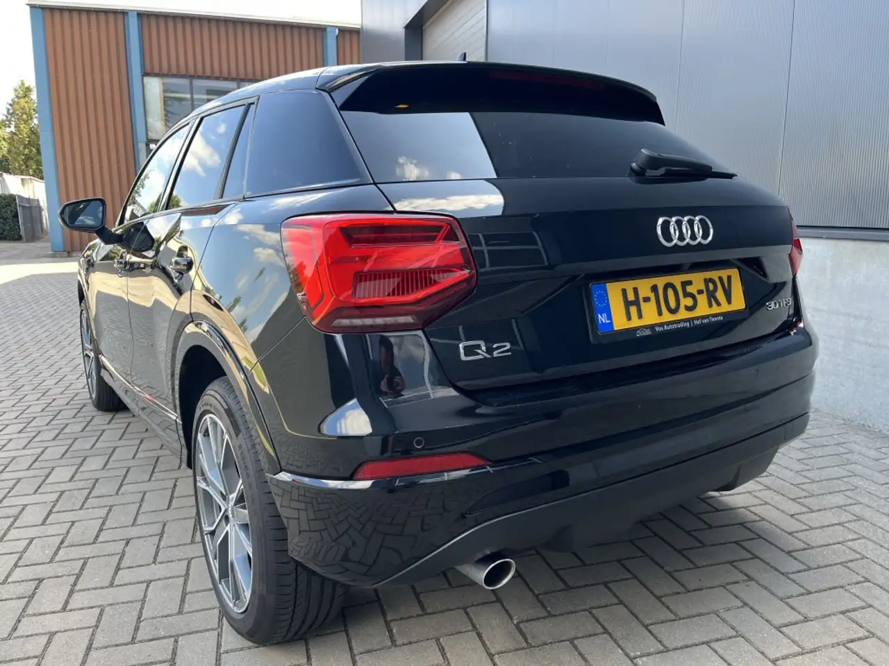 Audi Q2 30 TFSI epic, миниатюра 3