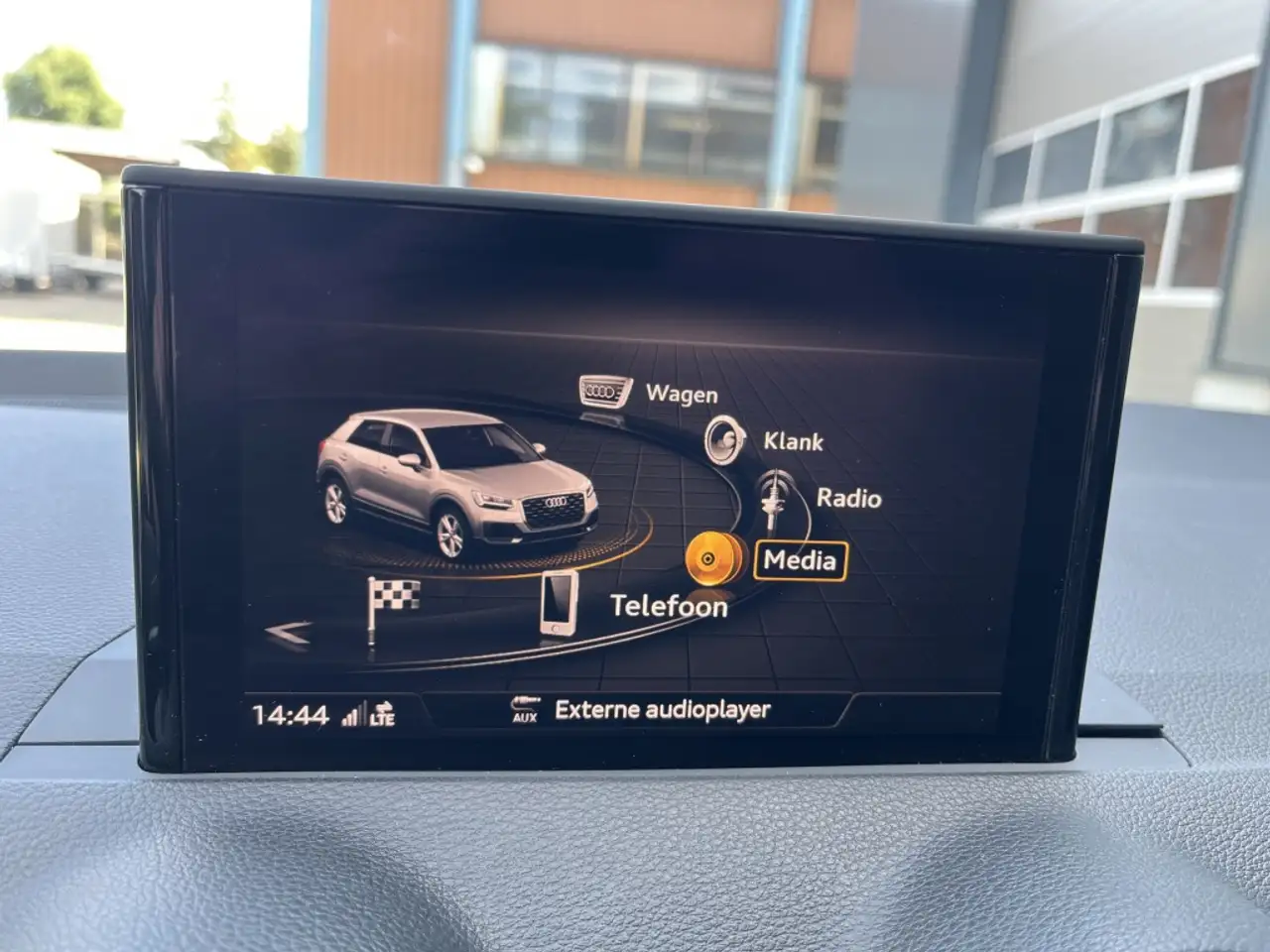 Audi Q2 30 TFSI epic, миниатюра 12