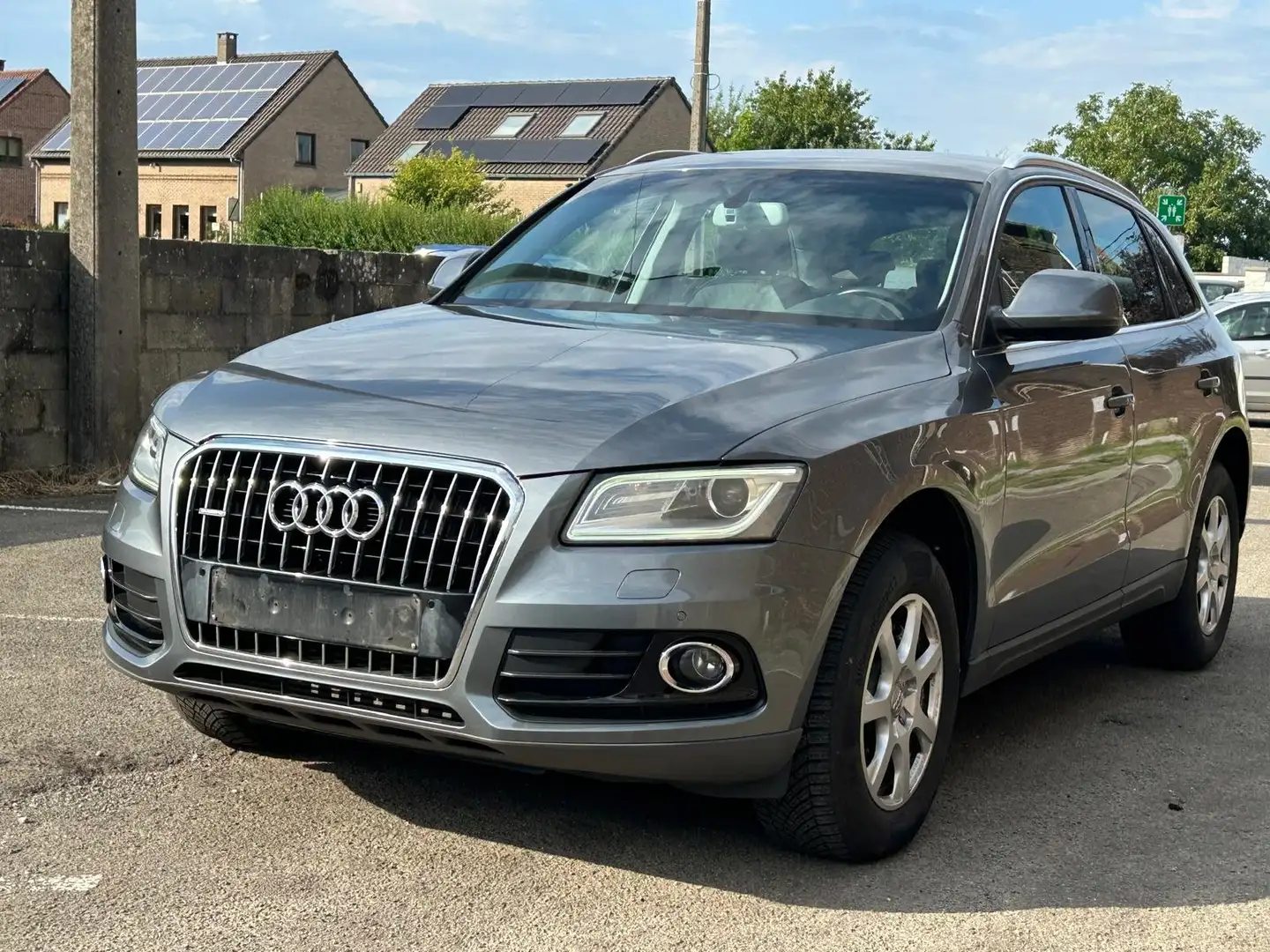 Audi Q5 3.0TDi V6 Quattro S tronic 245ch CAMERA/XENON/NAVI Grijs - 1