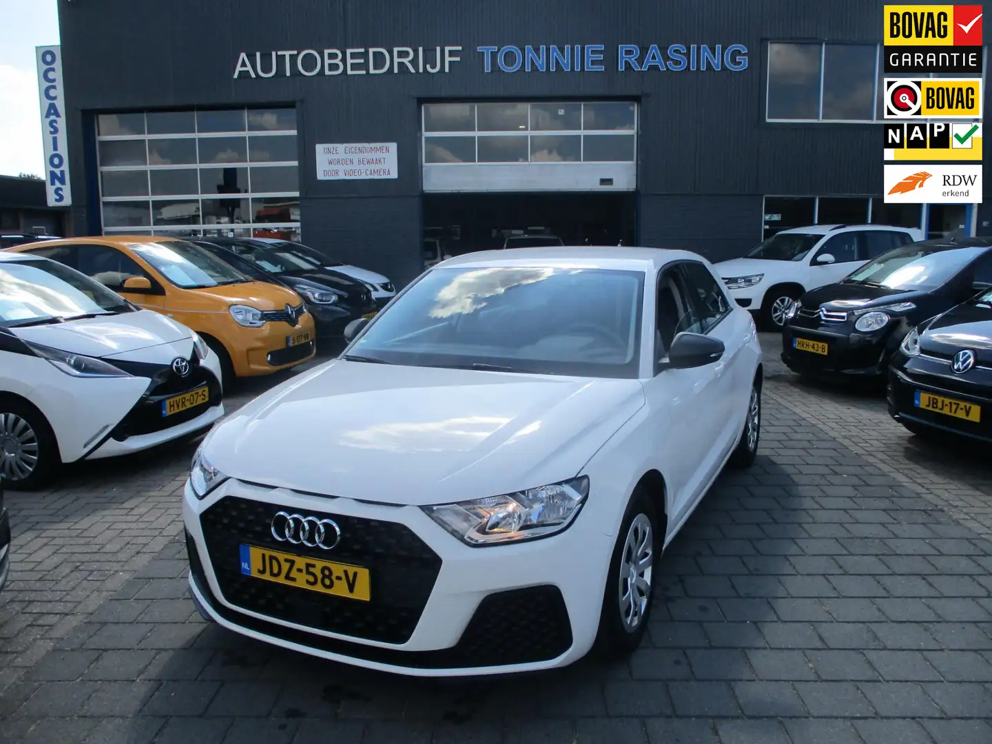Audi A1 SPORTBACK 25 TFSI Pro Line Weiß - 1