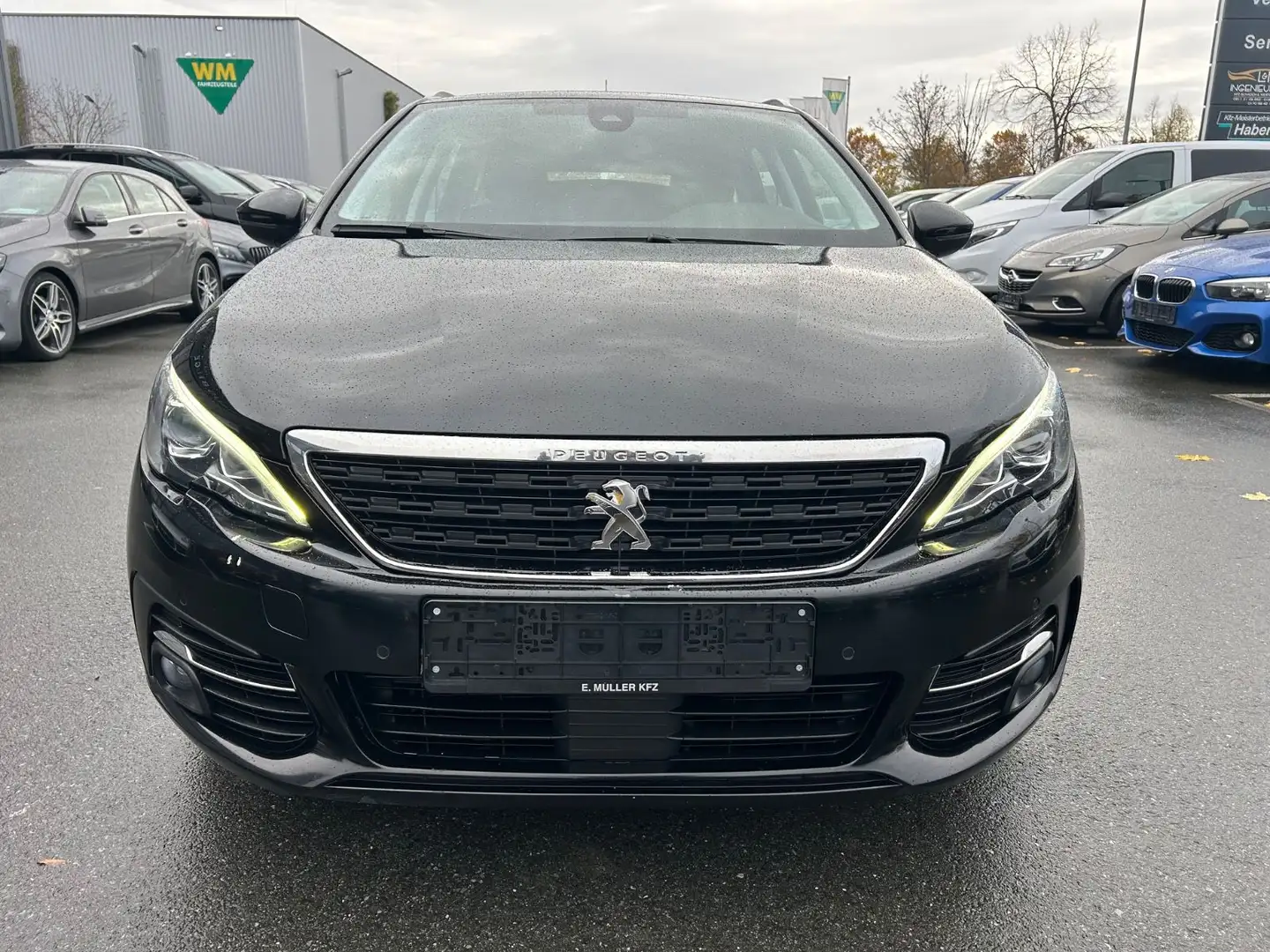 Peugeot 308 SW Active Business Schwarz - 2