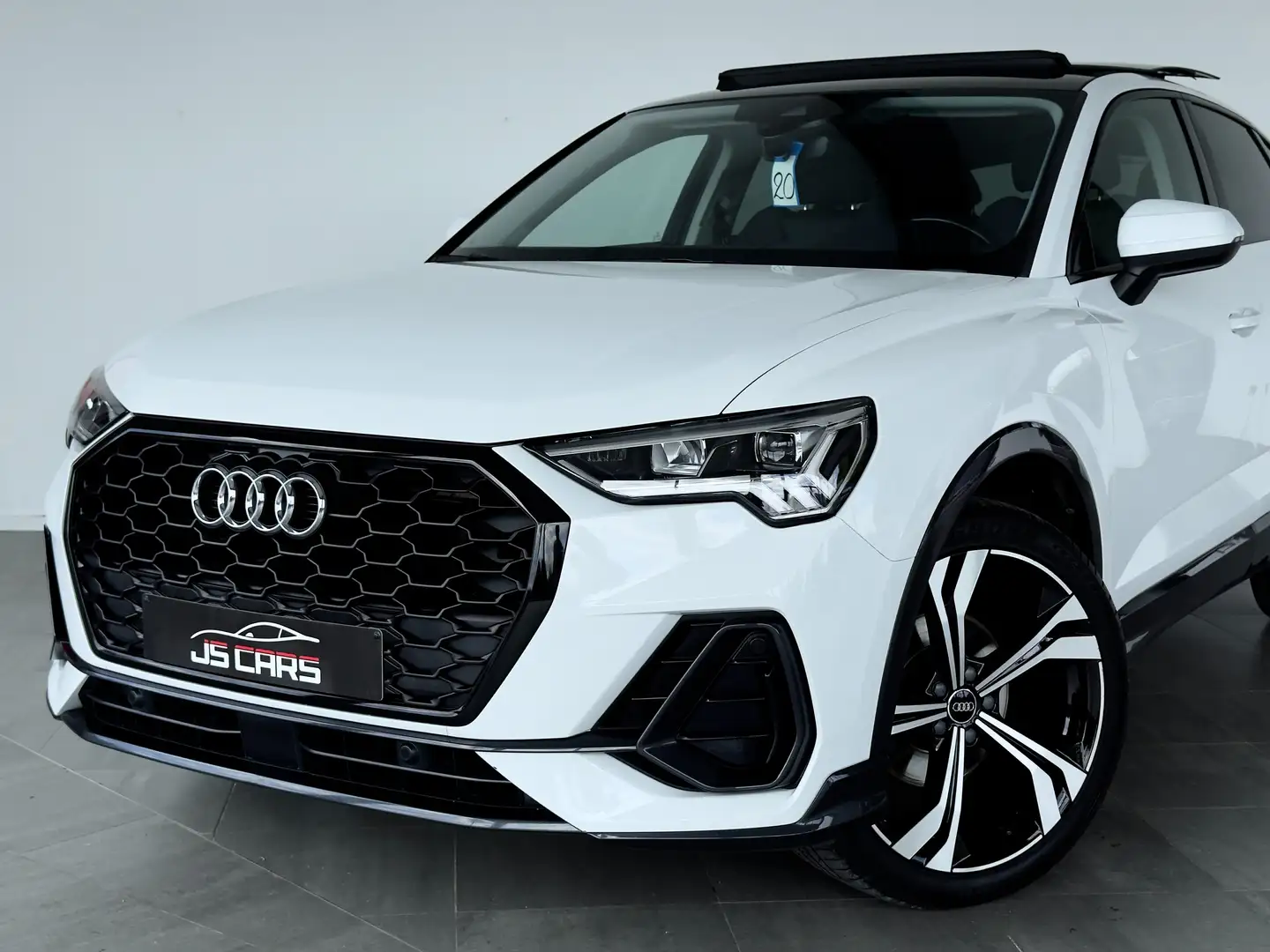 Audi Q3 SPORTBACK 2.0TDi S-LINE-COCKPIT-T.O-CUIR-CAMERA Wit - 2