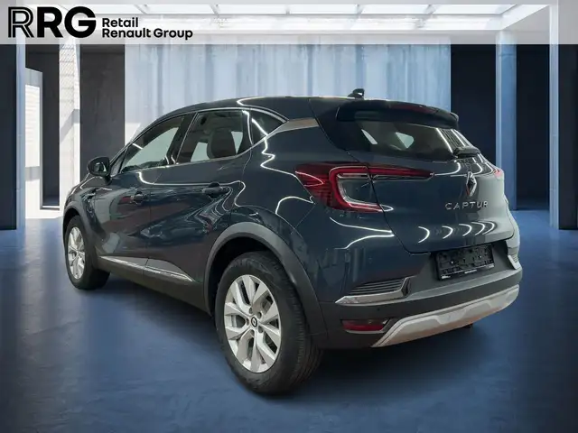 Renault Captur view 4