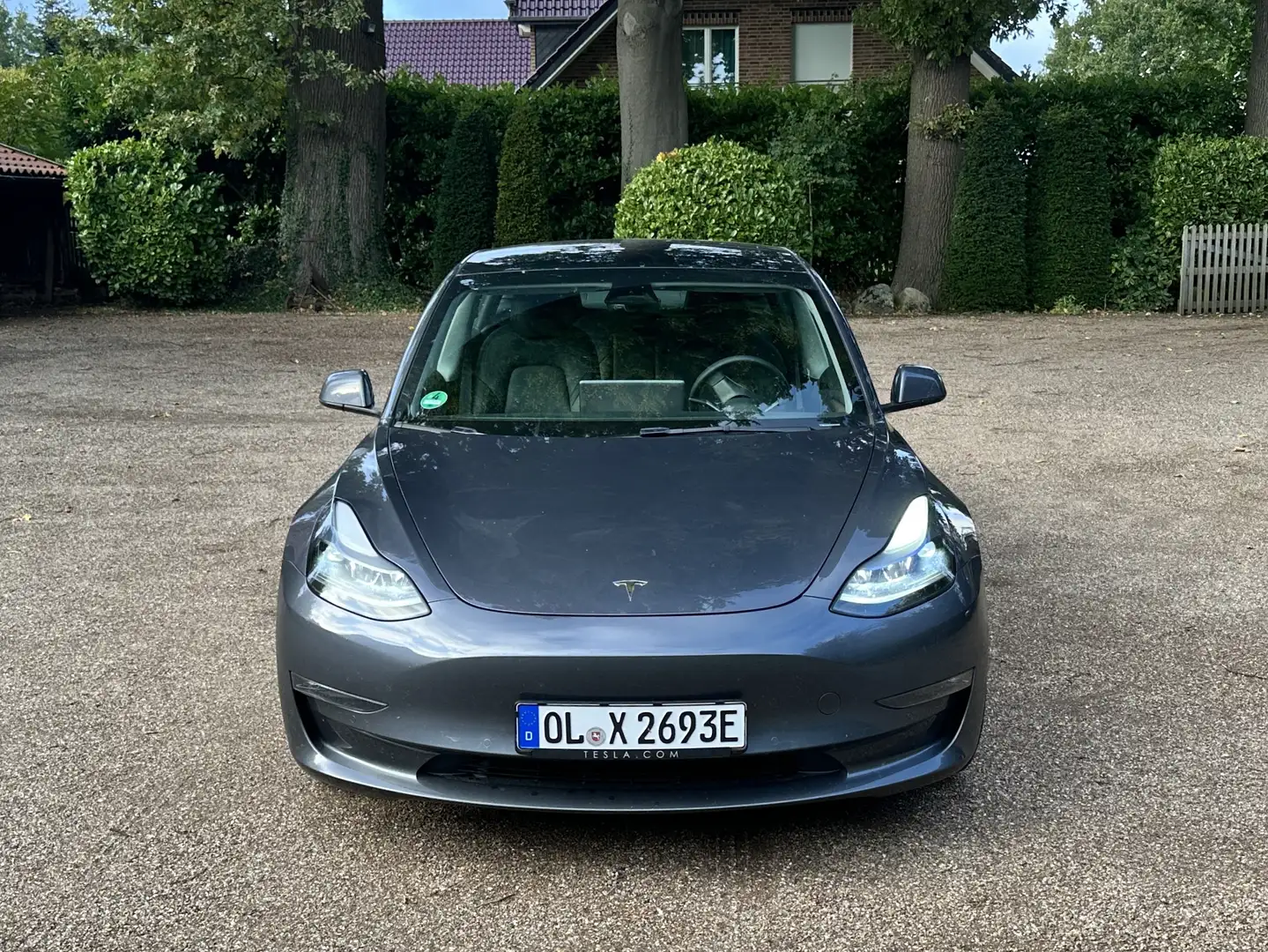Tesla Model 3 82kW AWD LR, Advanced Autopilot, Anhängerkuppl. Grau - 2