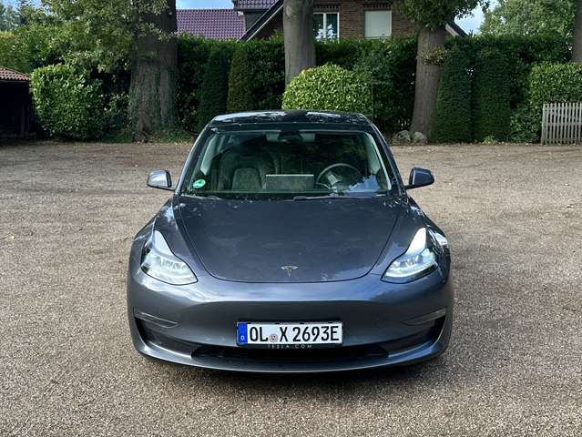 Tesla Model 3 82kW AWD LR, Advanced Autopilot, Anhängerkuppl.