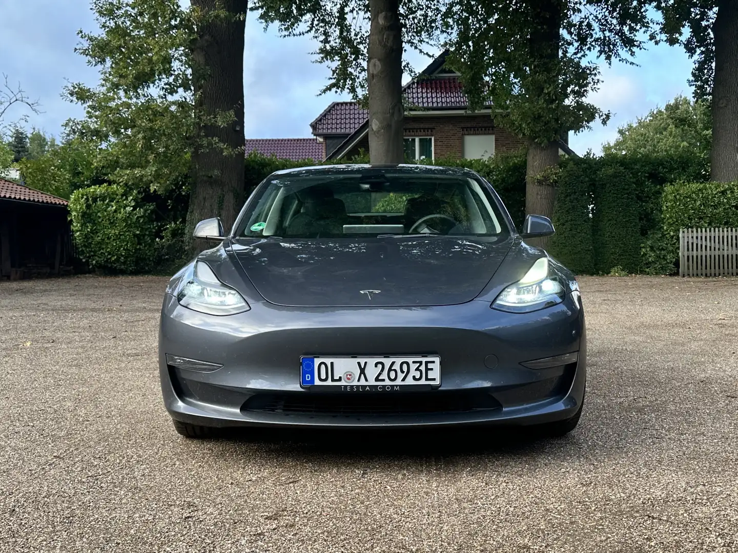 Tesla Model 3 82kW AWD LR, Advanced Autopilot, Anhängerkuppl. Grau - 1