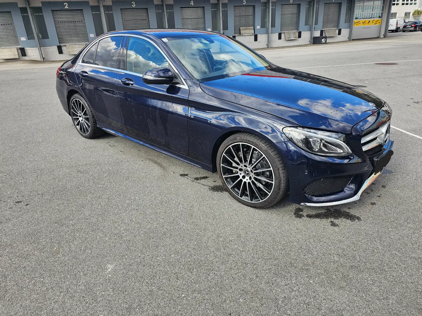 Mercedes-Benz C 200 C 200 4MATIC AMG Line Aut. AMG Line Blau - 2