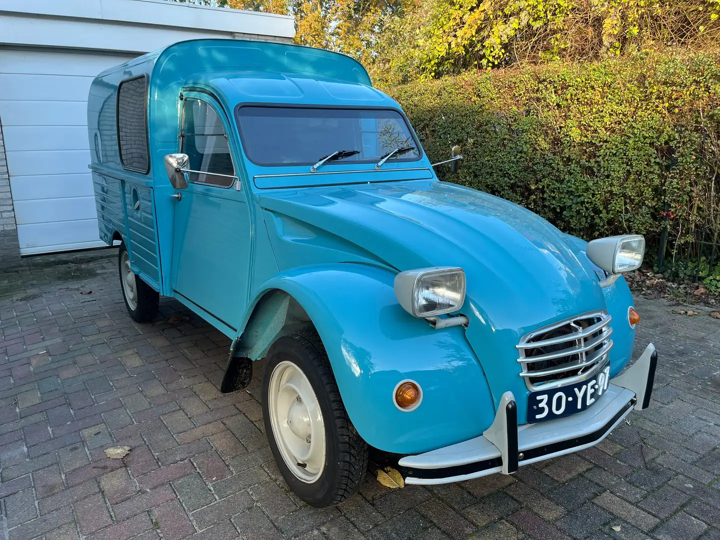 Citroen 2CV AK 400 Bestelauto plava - 2