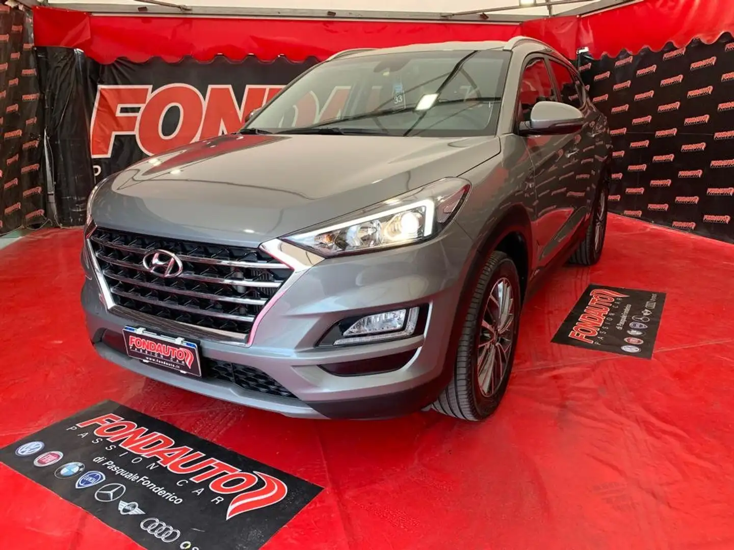 Hyundai TUCSON Tucson 1.6 crdi 48V Xprime 2wd 115cv my20 Gris - 1