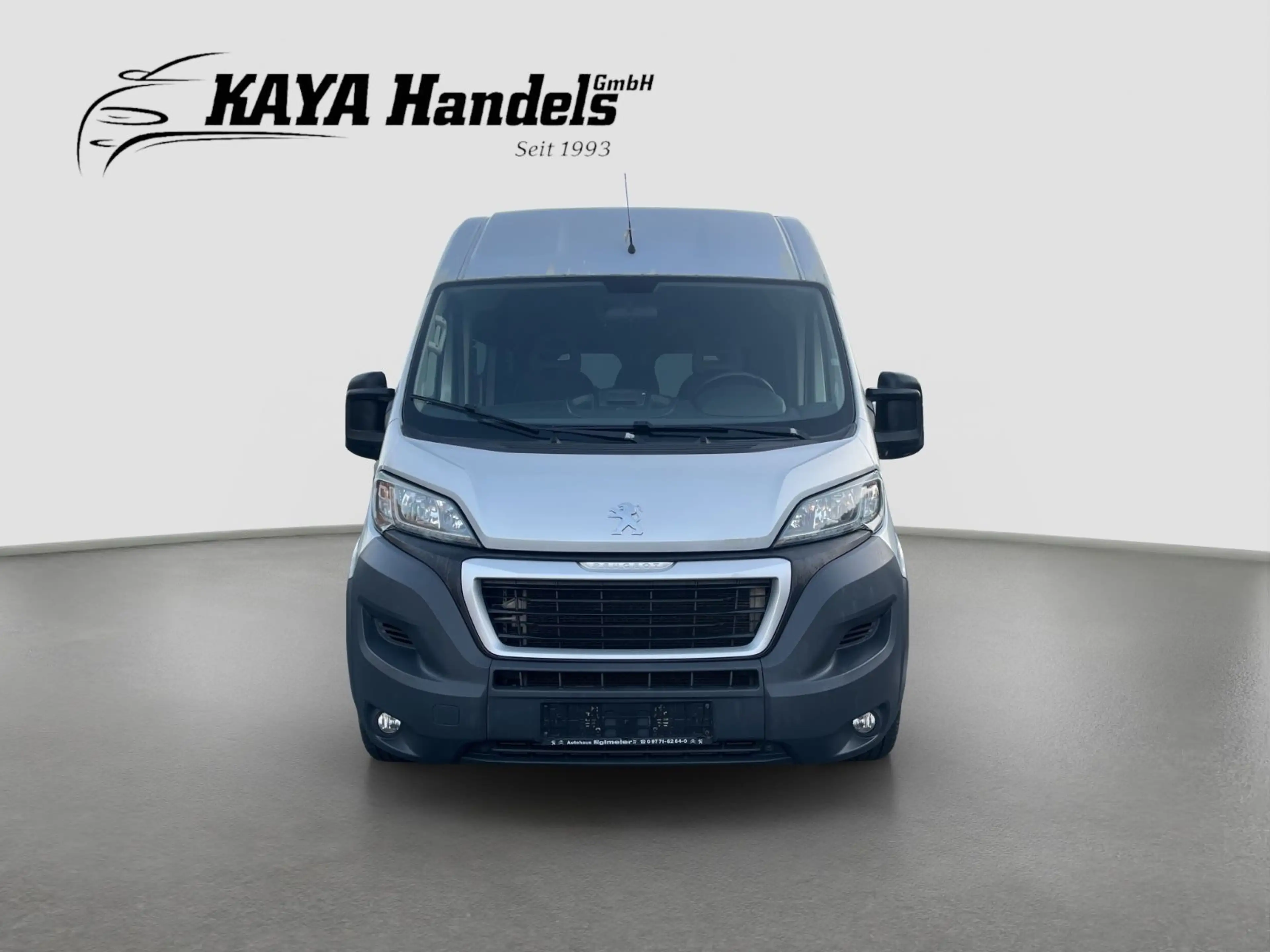 Peugeot Boxer Kombi L2H2/Klima/SHZ/Kamera/8-Sitz Luxus — photo 2