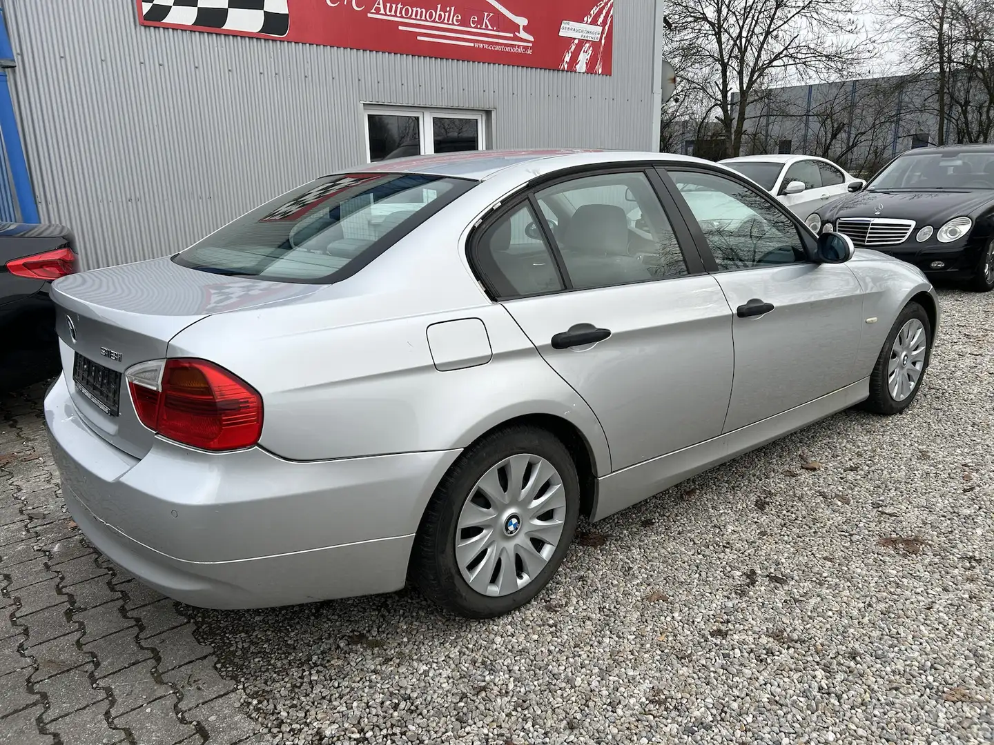 BMW 318 318i Klima PDC Tempomat Euro4 Silber - 2