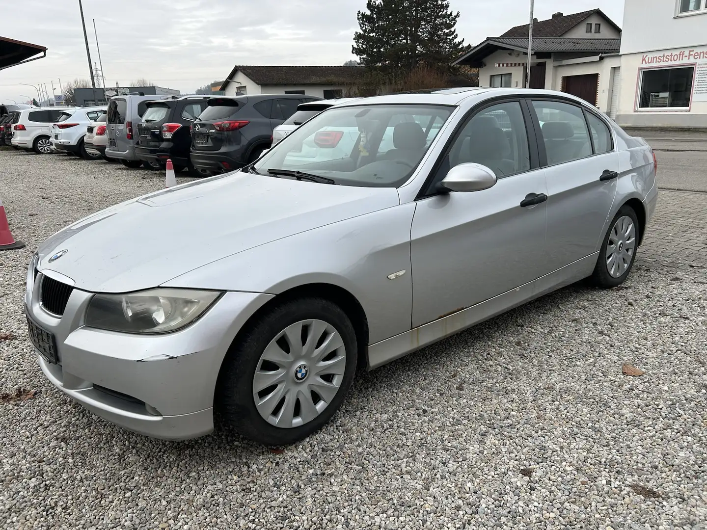 BMW 318 318i Klima PDC Tempomat Euro4 Silber - 1