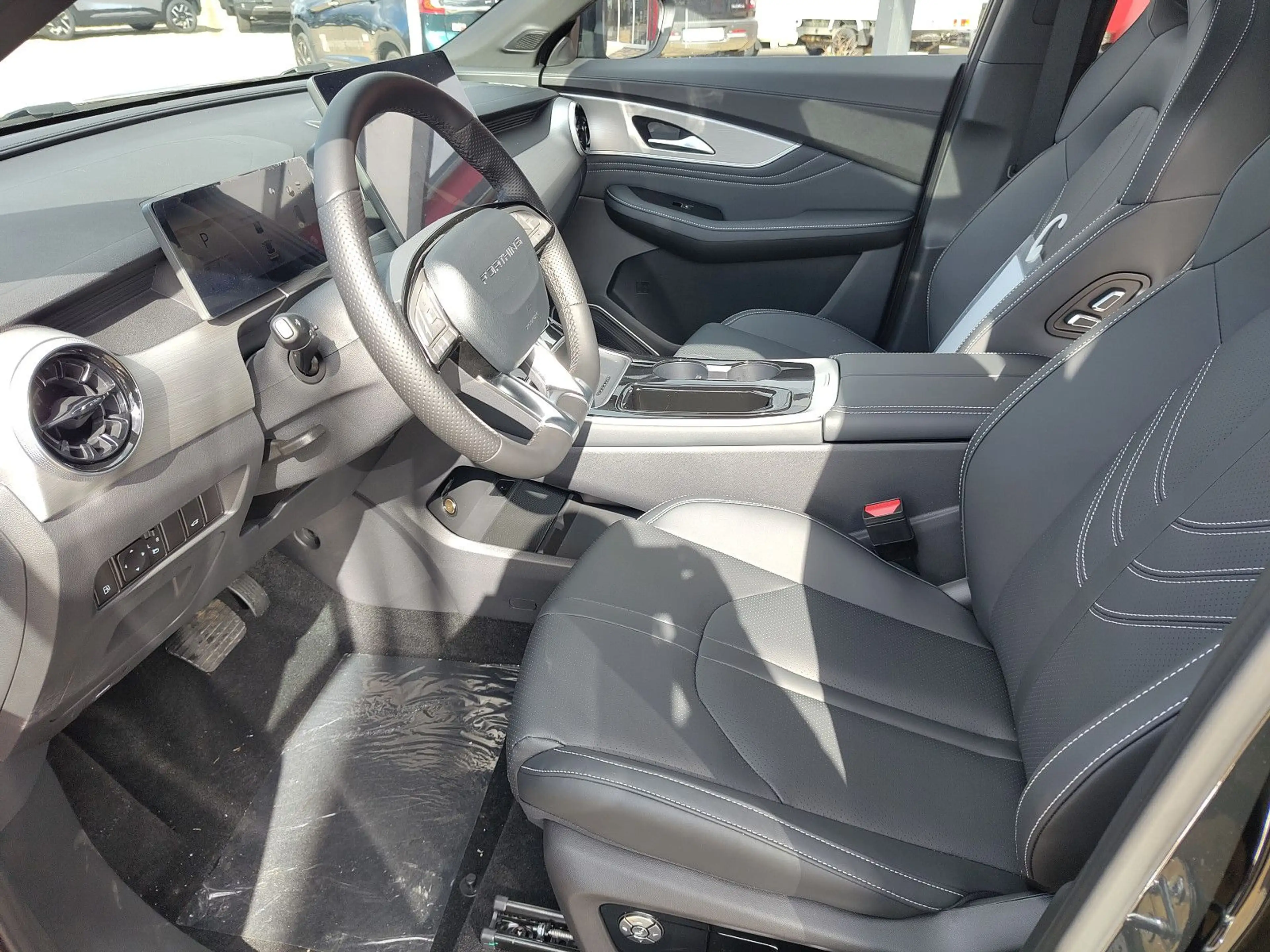 DFM Forthing 5 REEV Range Extender — photo 9