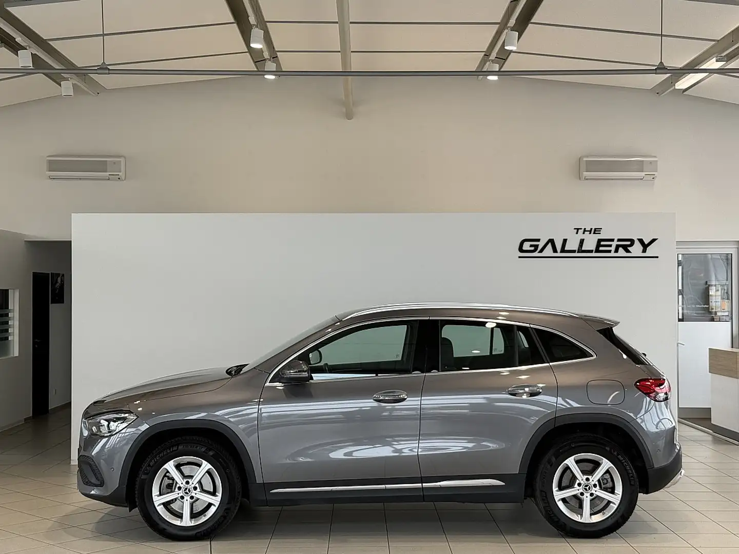 Mercedes-Benz GLA 250 e PHEV Aut.*Ambiente*Spur*LED*Verkehrszeichen*Kame Grau - 1