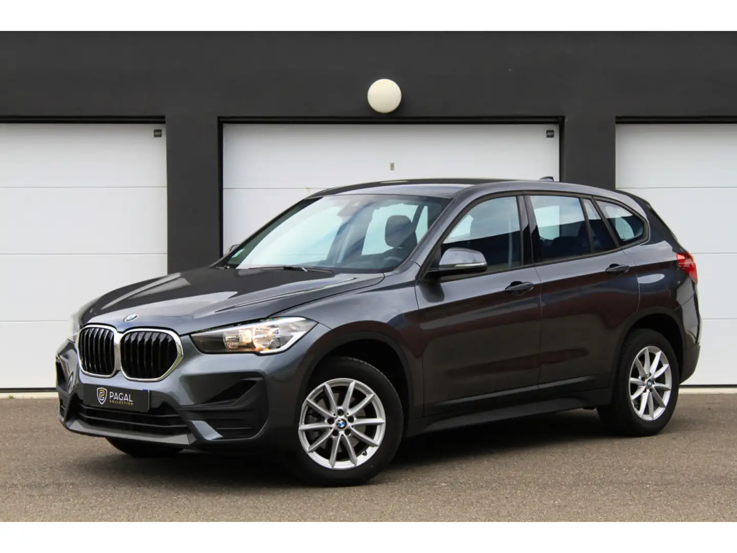 BMW X1 18d Sdrive 150CH AVANTAGE | LLD 390e/Mois | SUIVI Gris - 1