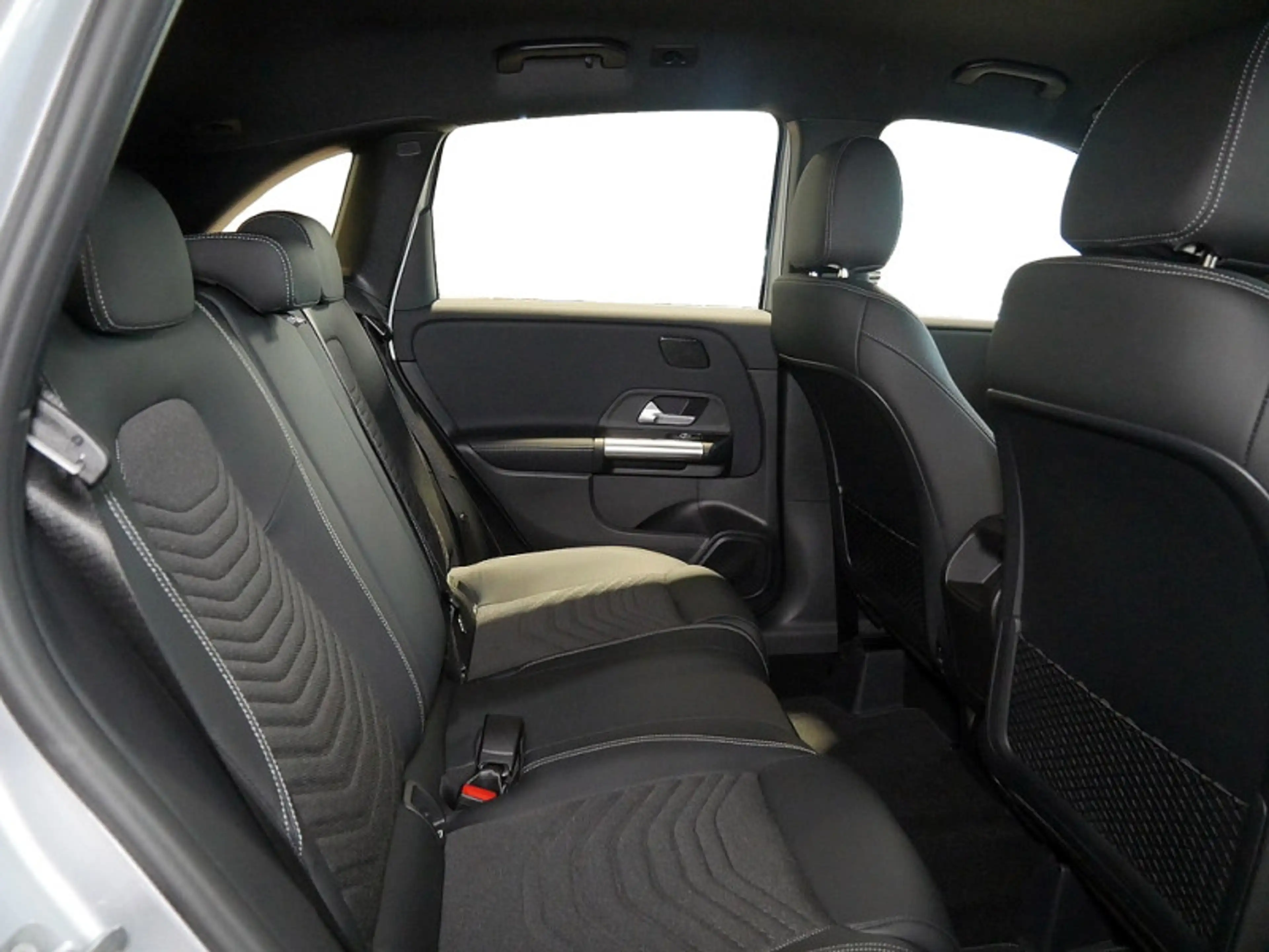 Mercedes-Benz B 200 PROGRESSIVE AHK DISTR KAMERA SPUR PDC SHZ — photo 5