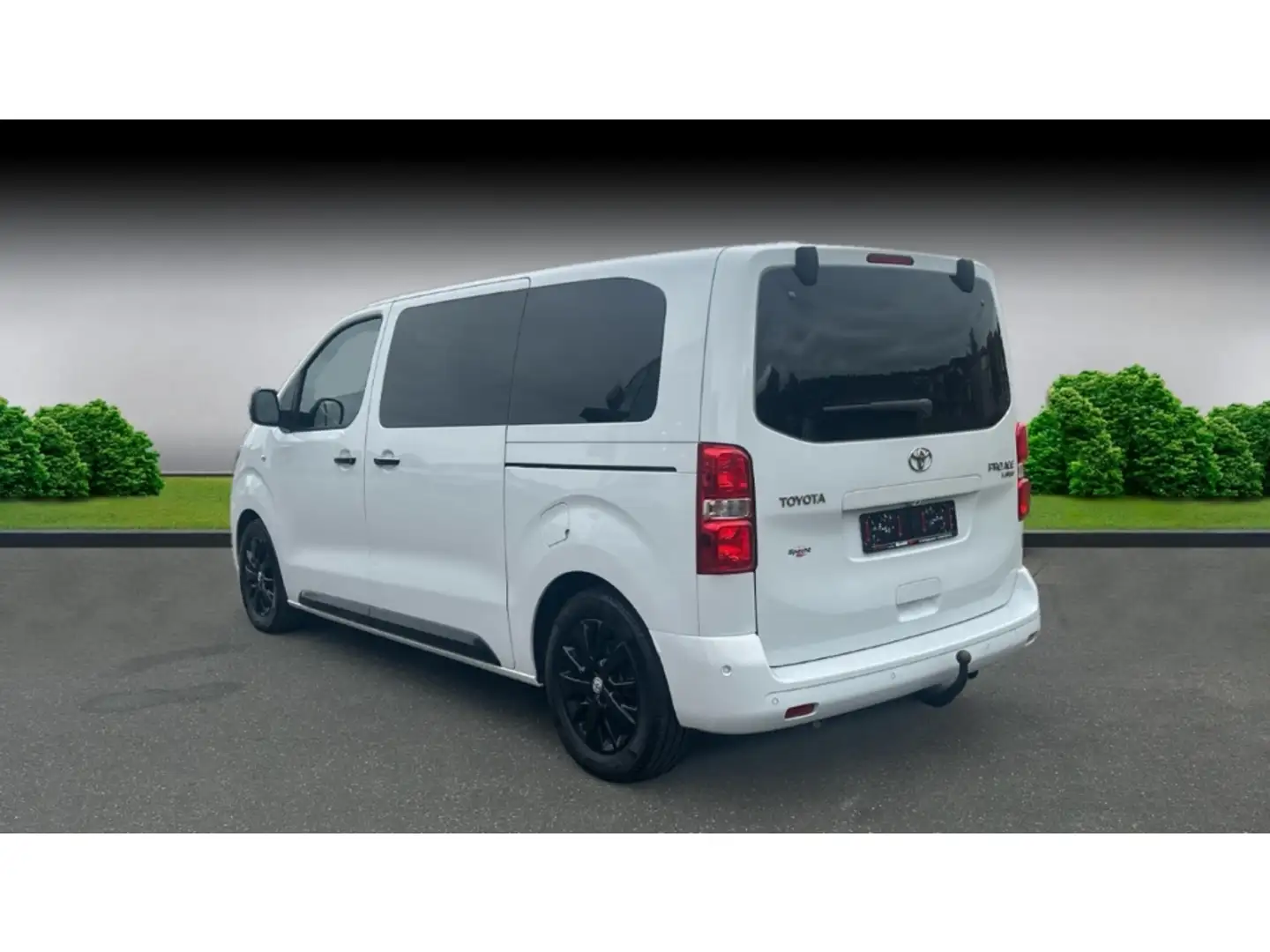 Toyota Proace Verso L1 Executive 2.0 D-4D EU6d 7-Sitzer HUD Pano Weiß - 2