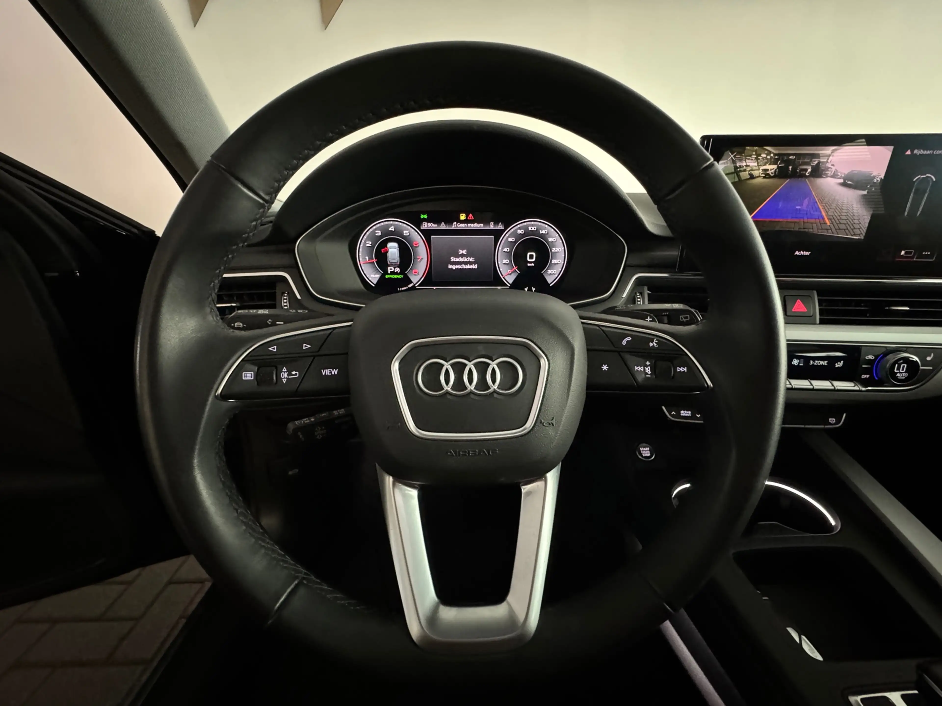 Audi A4 AVANT 40 TFSI quattro S edition Pano|Memory|Trekha — photo 11