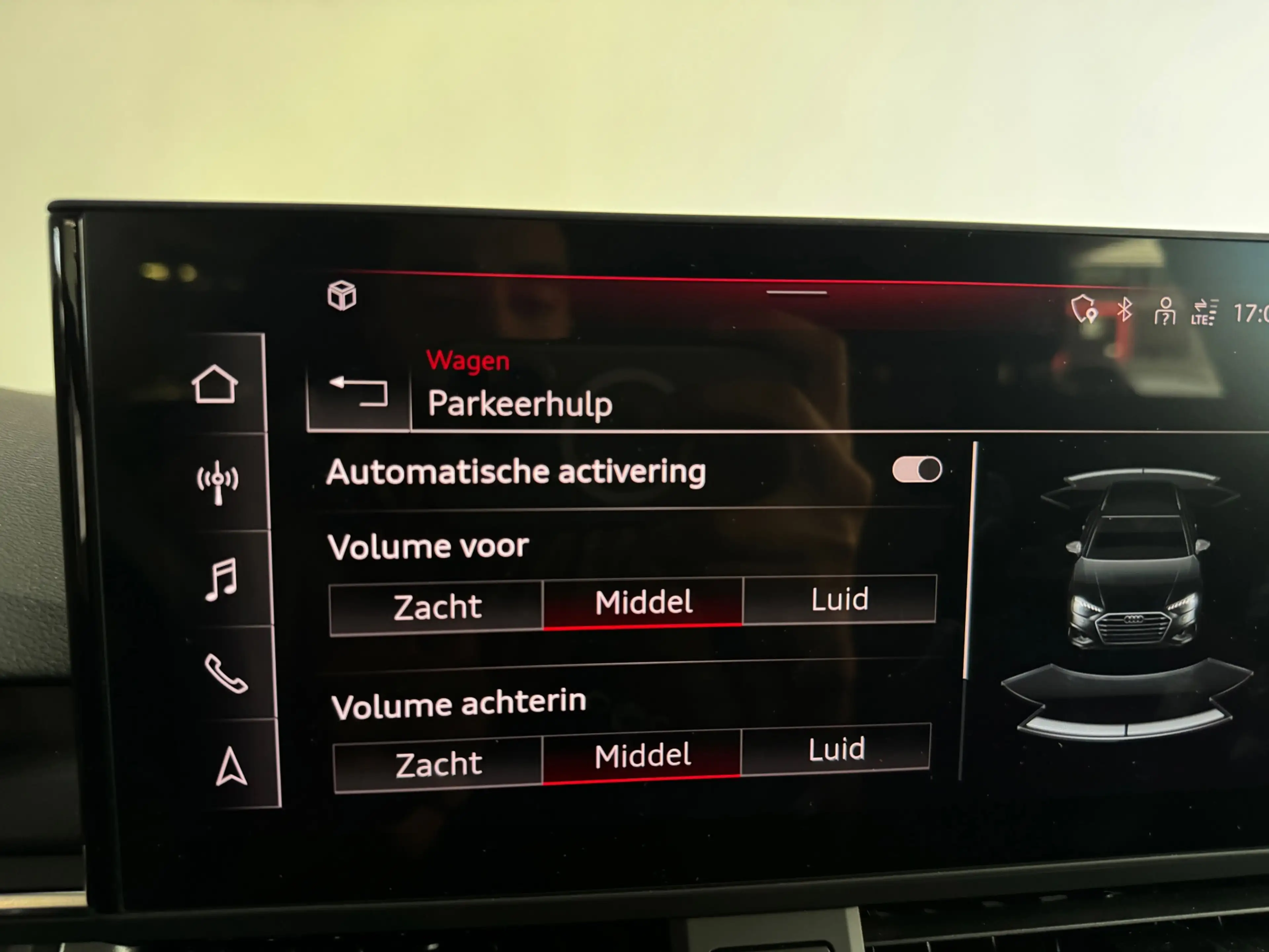 Audi A4 AVANT 40 TFSI quattro S edition Pano|Memory|Trekha — photo 28