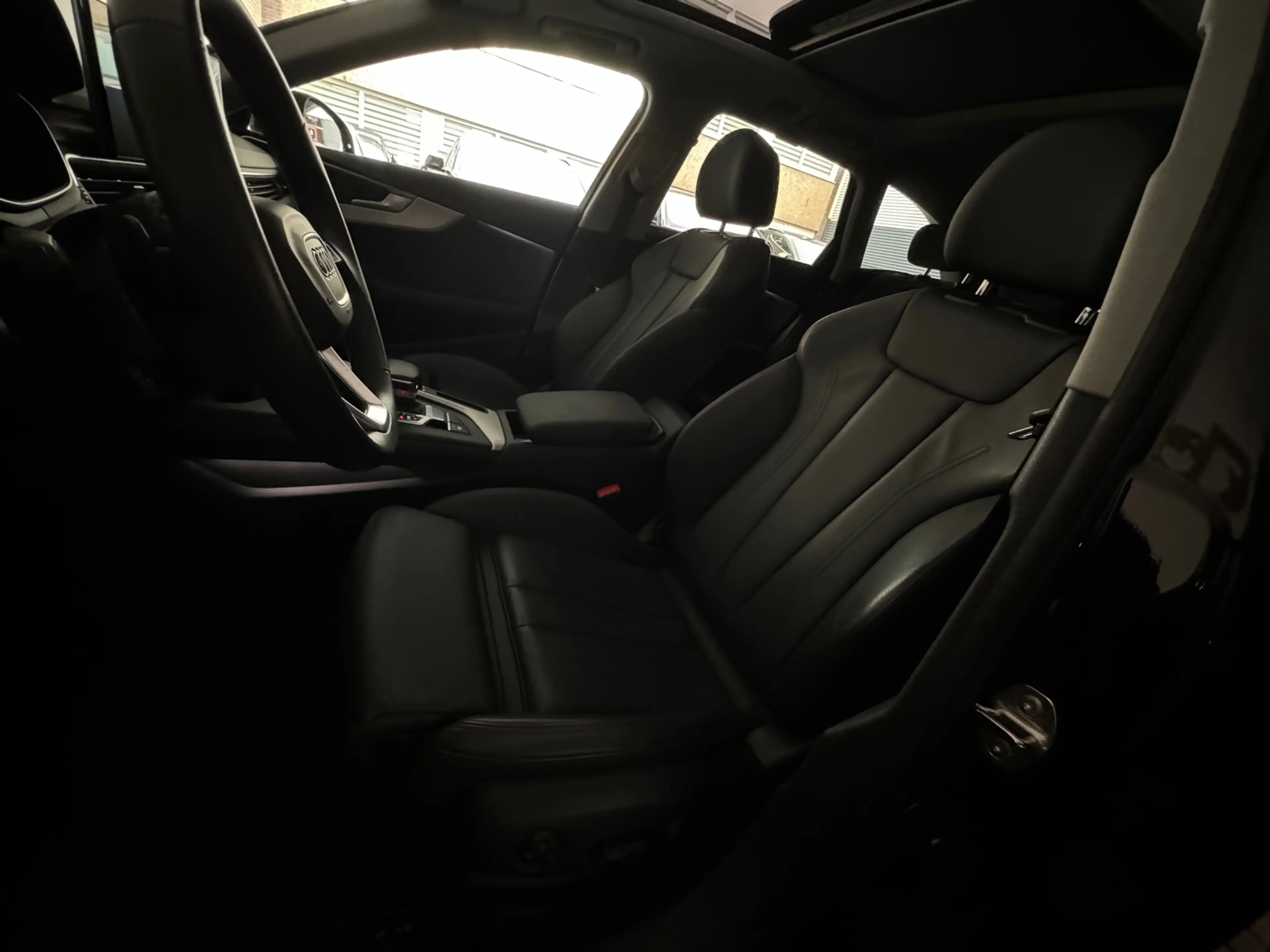 Audi A4 AVANT 40 TFSI quattro S edition Pano|Memory|Trekha — photo 10