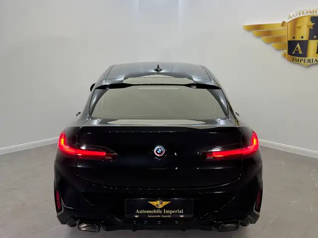 BMW X4 view 6