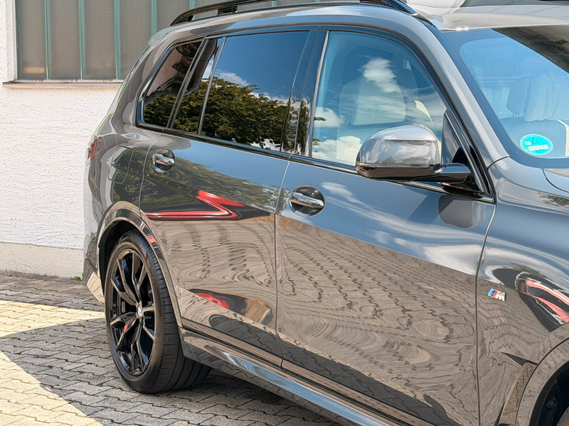 BMW X7 xDrive 40d*M Sport*22 Zoll*AHK*Massage*StdHz* — photo 4