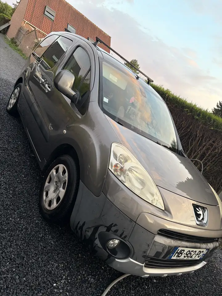 Peugeot Partner Tepee 1.6 HDi 90ch Outdoor