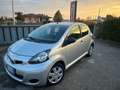 Toyota Aygo Aygo 5 porte 1.0 68cv Sol FL Euro 5 Climatizzatore Silber - thumbnail 1