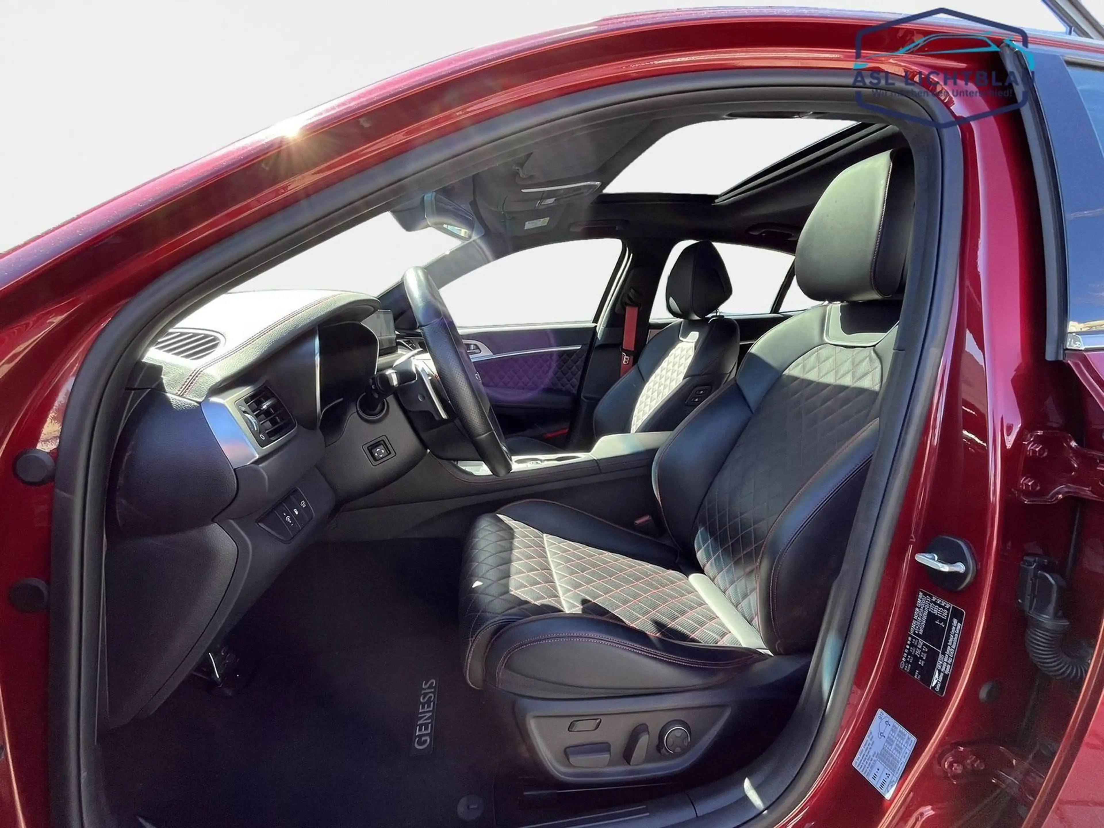 Genesis G70 Shooting Brake 2.2 D Sport G70 CRDi 2.2 HTRAC Shooting Brake — photo 9