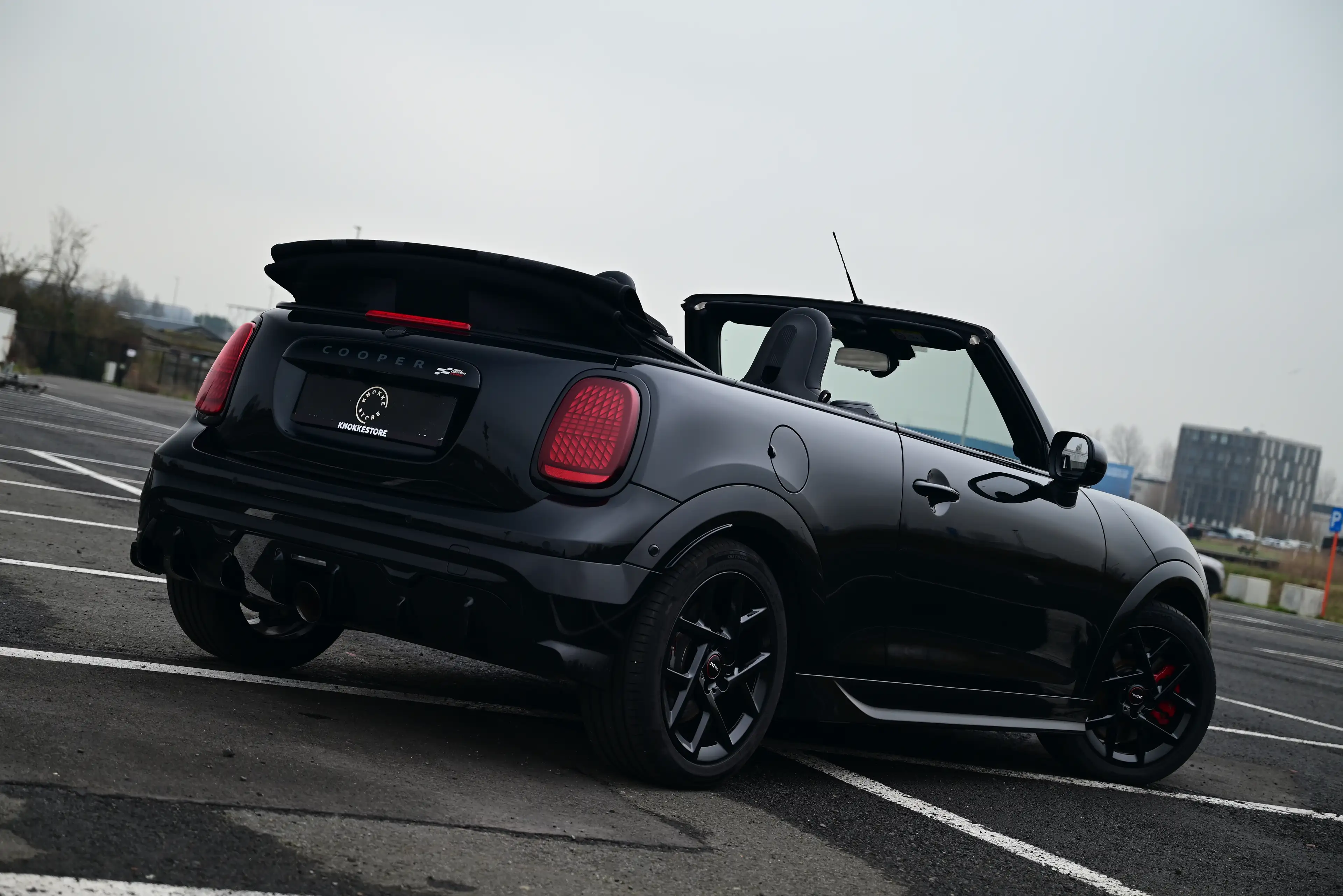 MINI John Cooper Works Cabrio NEW MODEL / FULL BLACK / FULL OPTION / ELEK SEATS — photo 2