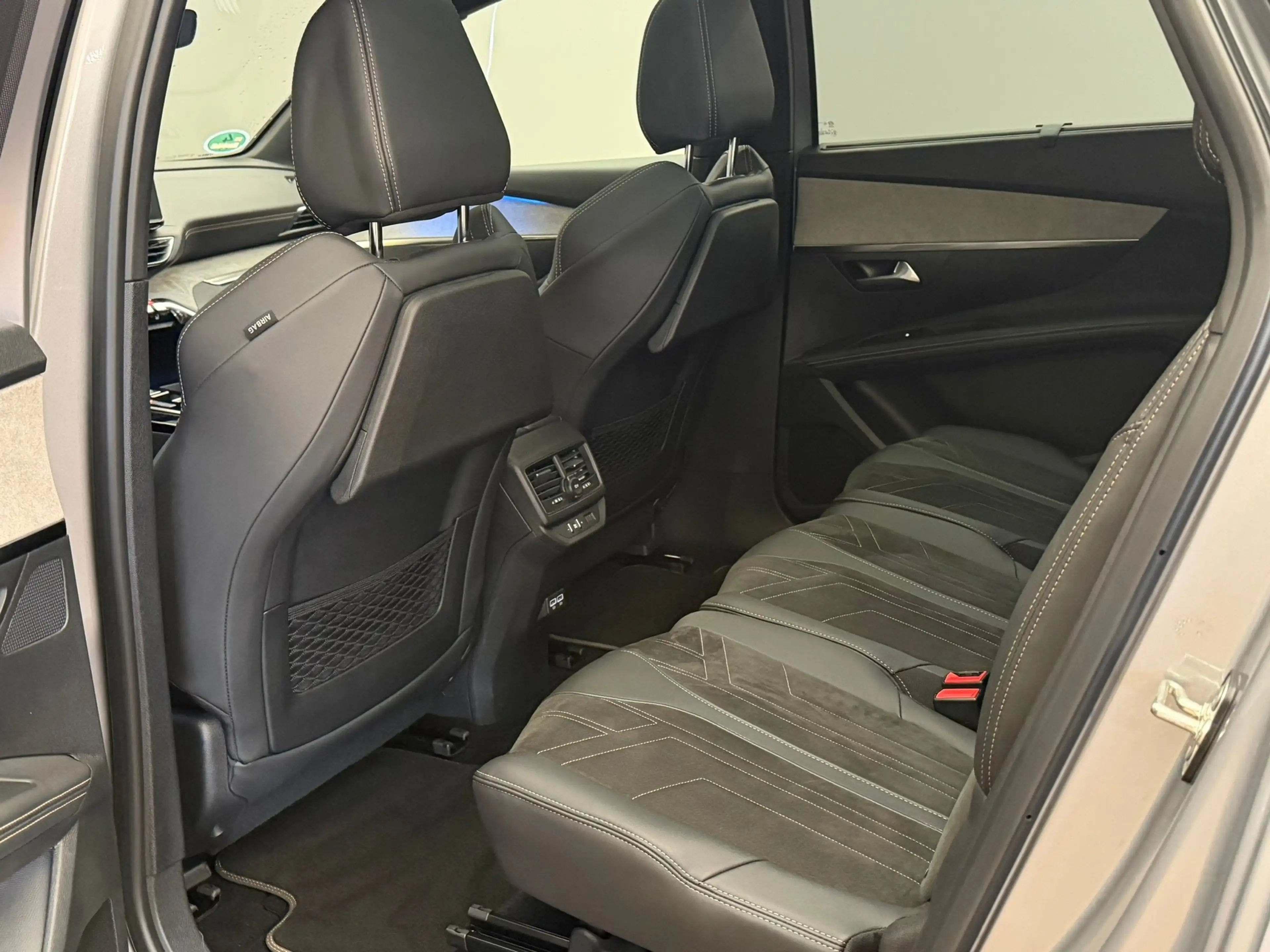Peugeot 5008 1.2 Hybrid GT Panorama Dak | Elek. Stoelen met Mas — photo 17