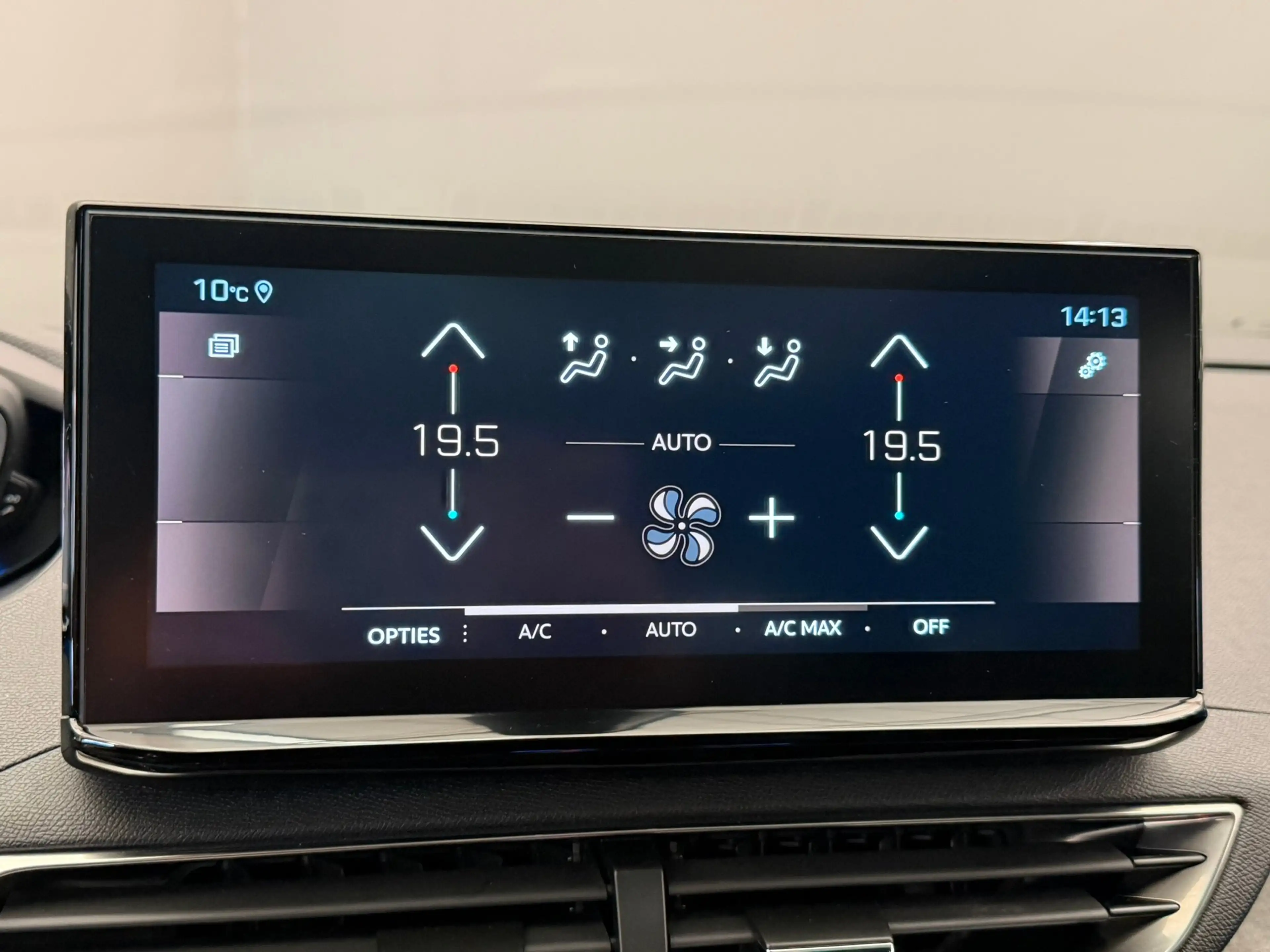 Peugeot 5008 1.2 Hybrid GT Panorama Dak | Elek. Stoelen met Mas — photo 30