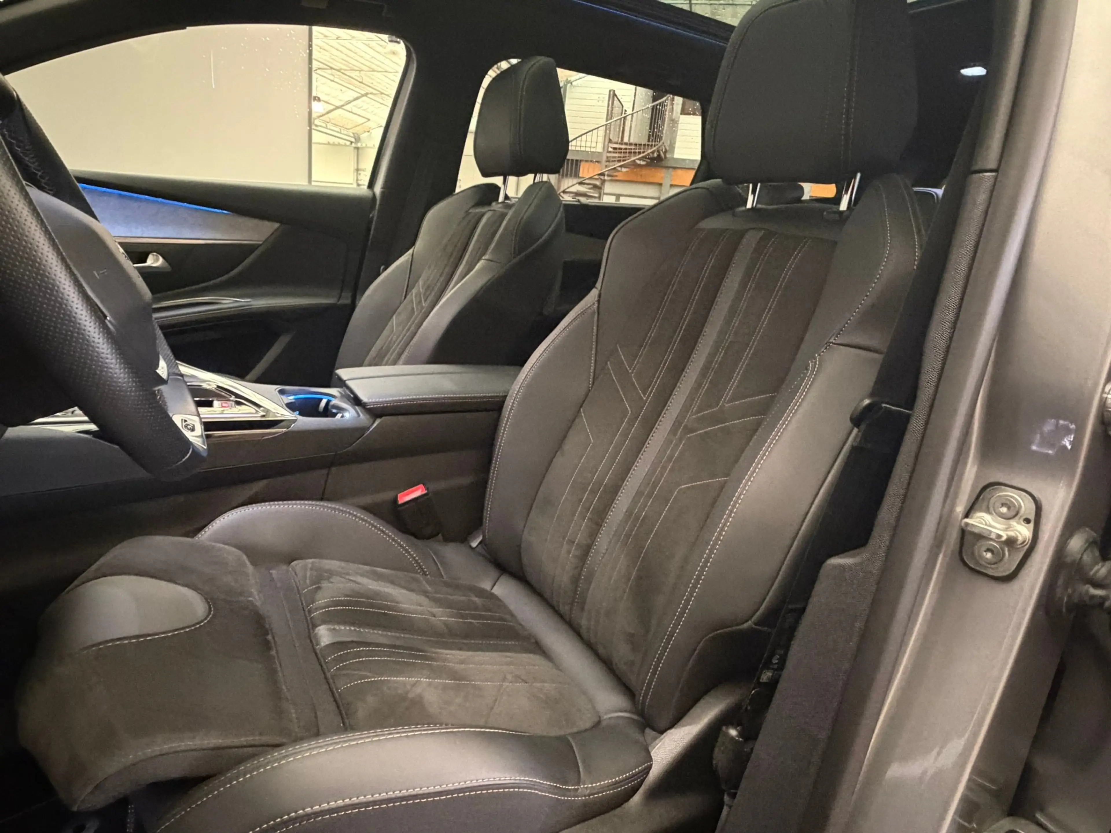 Peugeot 5008 1.2 Hybrid GT Panorama Dak | Elek. Stoelen met Mas — photo 22