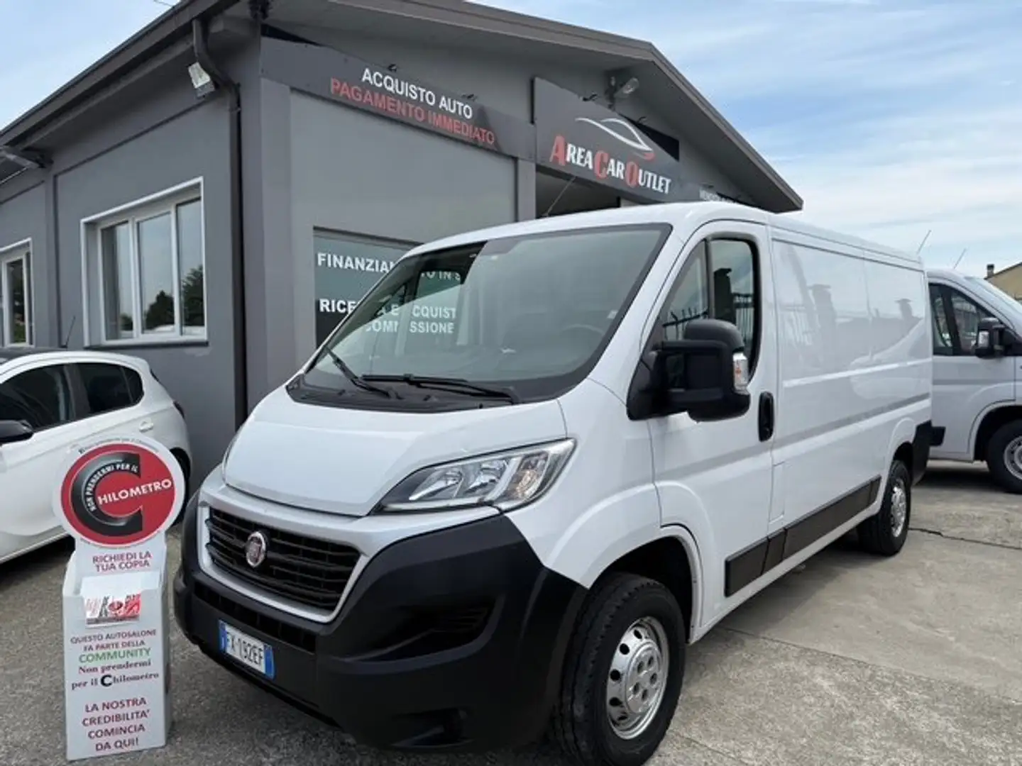 Fiat Ducato 30 2.0 MJT L2H1 PASSO LUNGO*TELECAMERA*ALLESTITO Blanc - 1