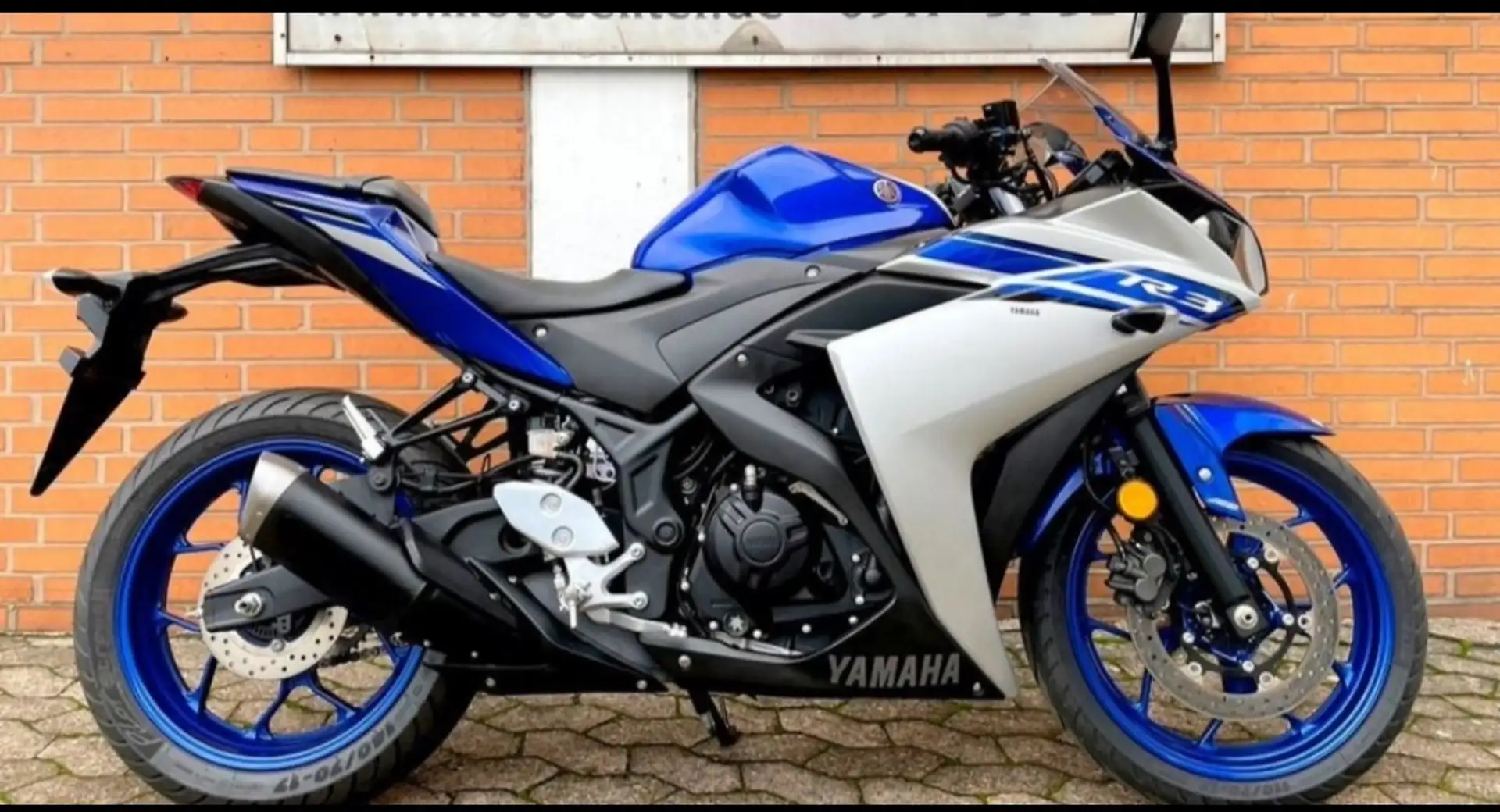 Yamaha YZF-R3 Bleu - 1