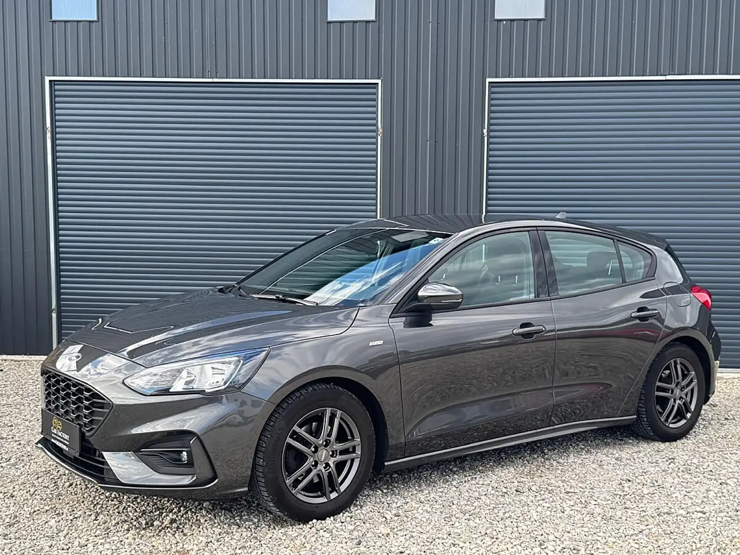 Ford Focus 1.0 EcoBoost ST-Line Start/Stopp (EURO6d-TEM Grau - 2