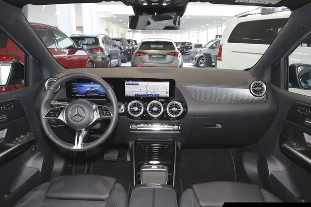 Mercedes-Benz B-Class view 10