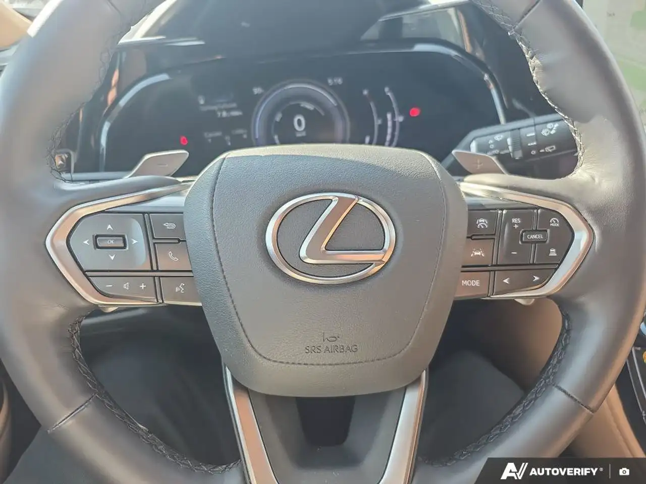 Lexus NX fotografie Lexus NX