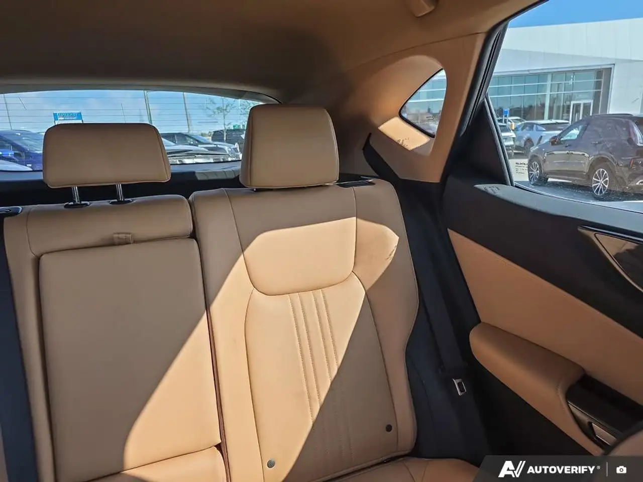 Lexus NX fotografie Lexus NX